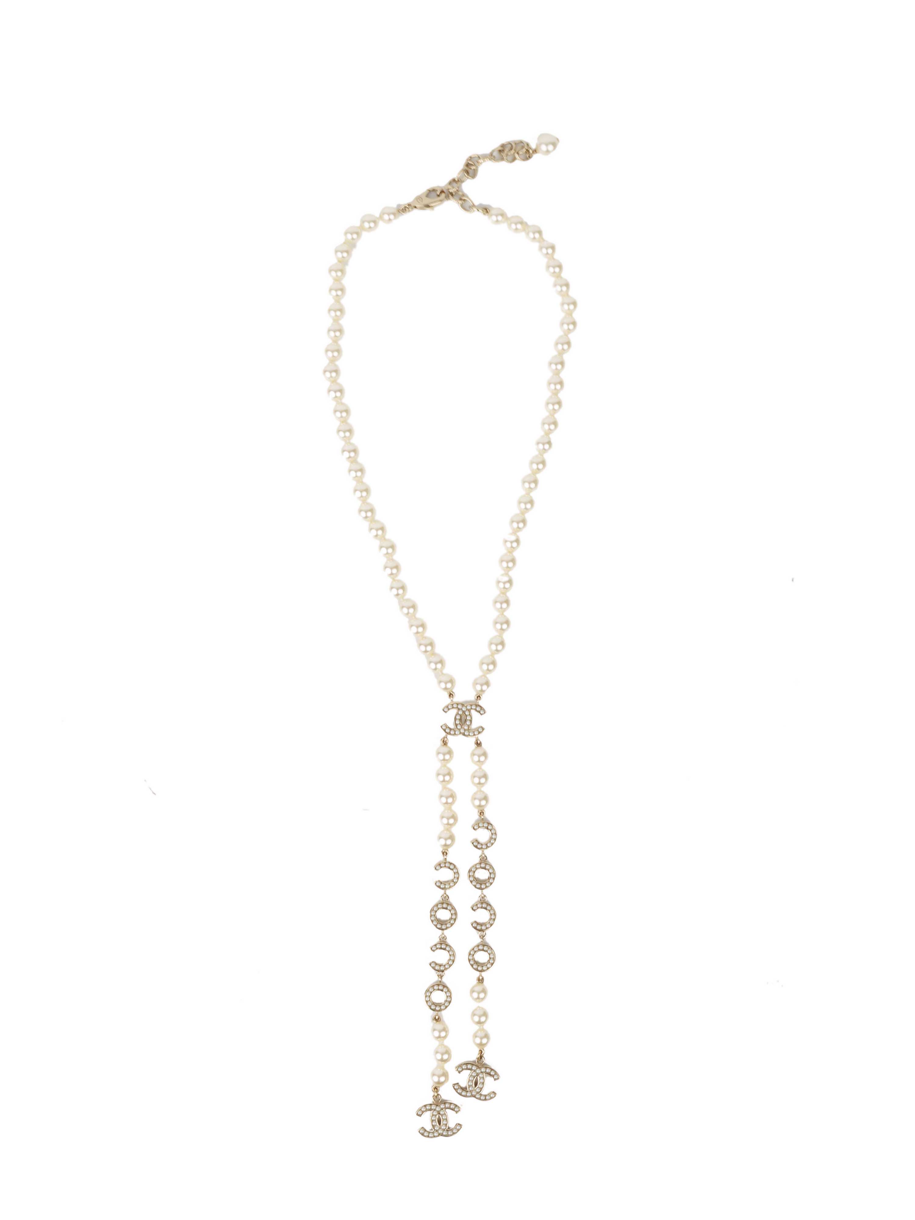 Chanel coco clearance necklace