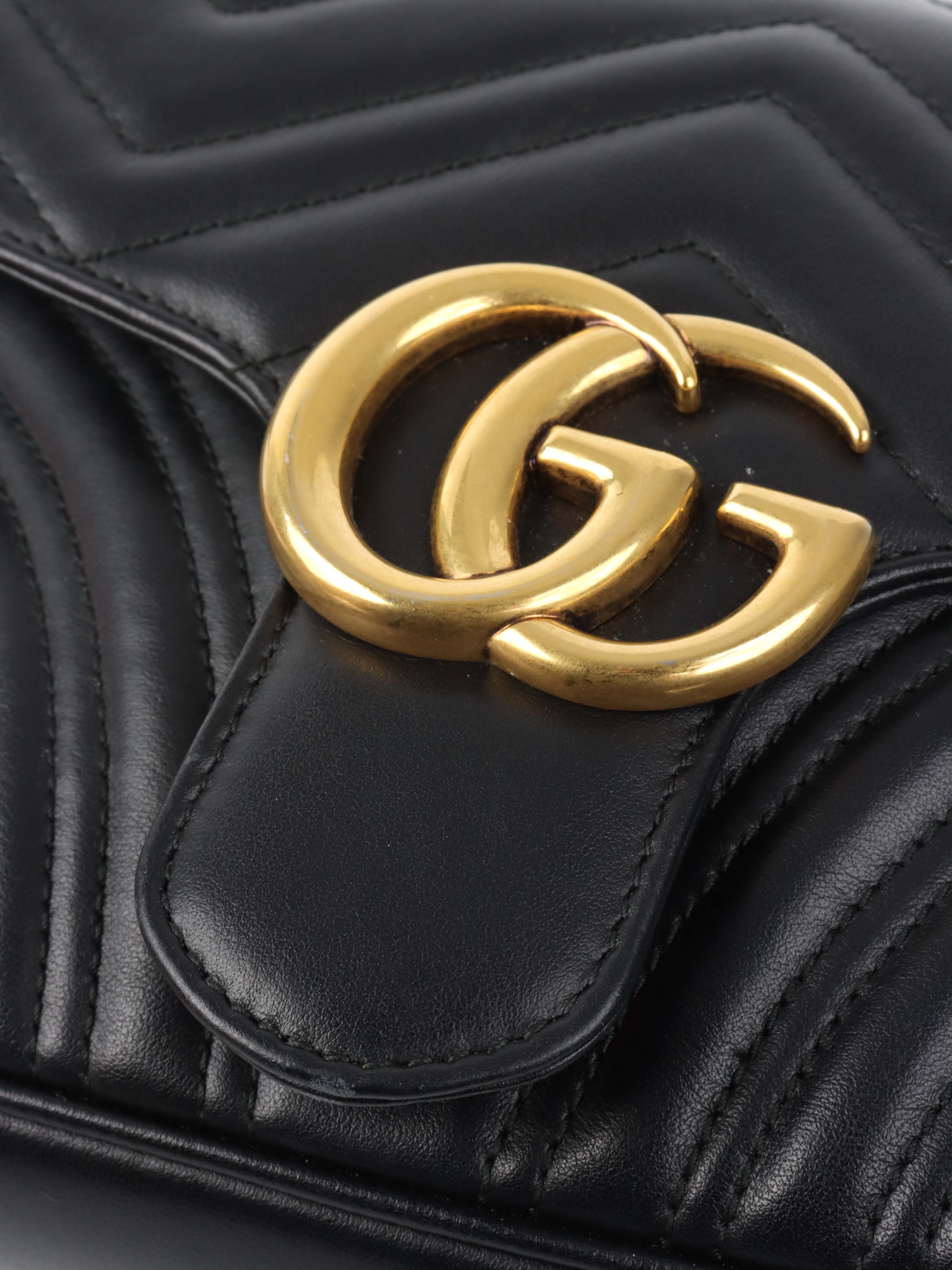 Gucci Black Small Marmont Shoulder Bag.
