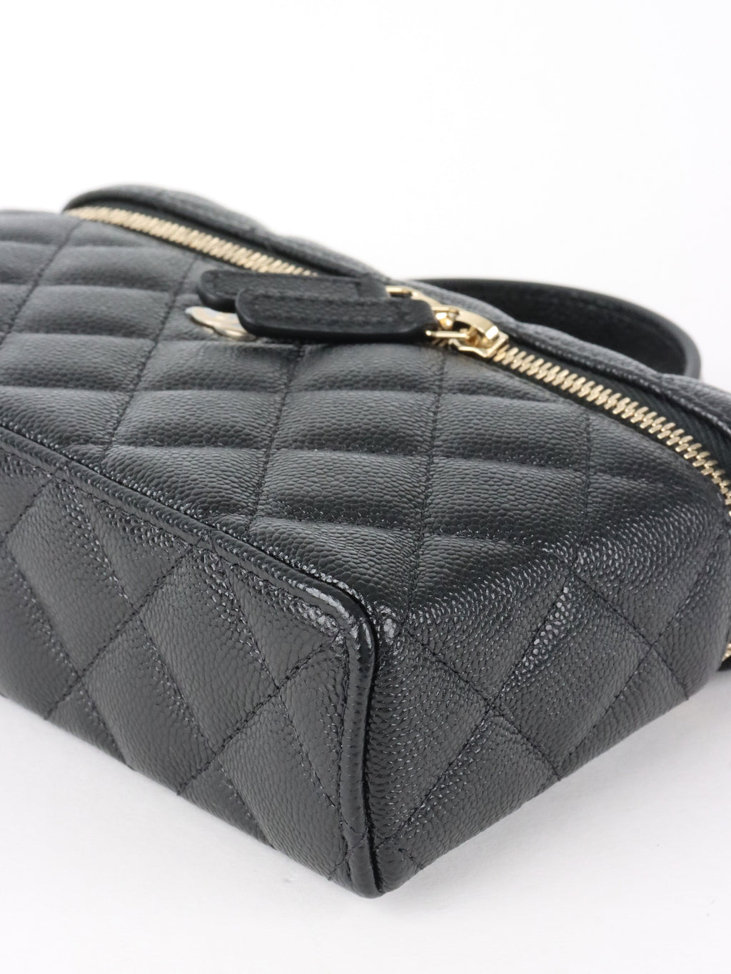 Chanel Black Caviar Classic Vanity With Chain