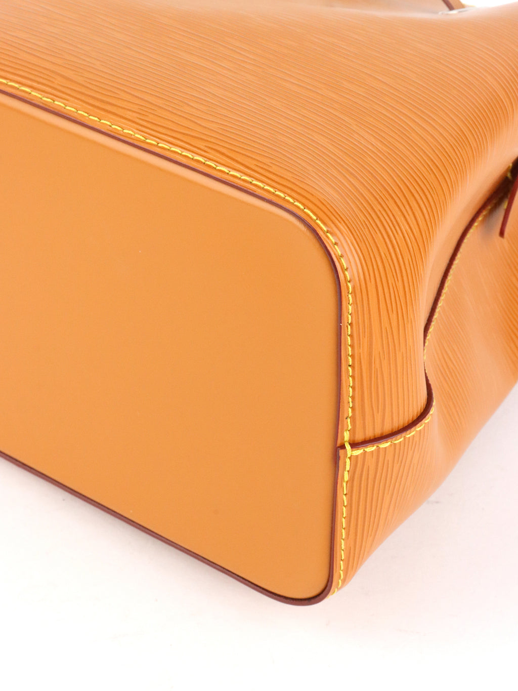 Louis Vuitton Gold Miel Néonoé BB Bag
