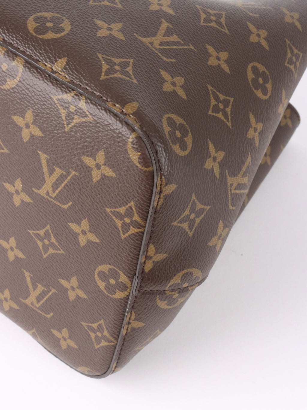 Louis Vuitton Black Monogram NéoNoé Bag.