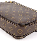 Louis Vuitton Monogram Metis Pochette