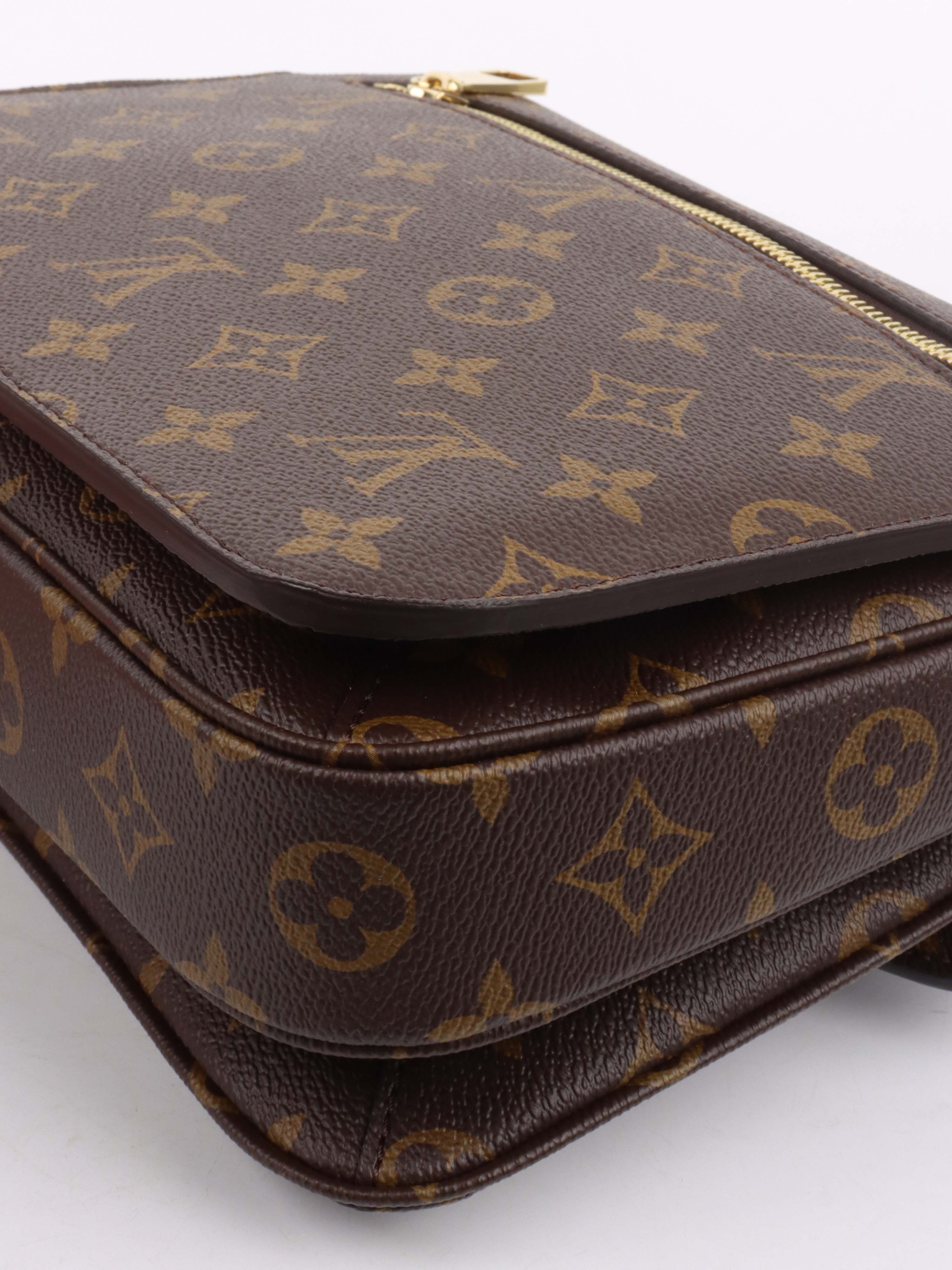 Louis Vuitton Monogram Pochette Metis Bag.
