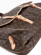Louis Vuitton Monogram Hunting Bag