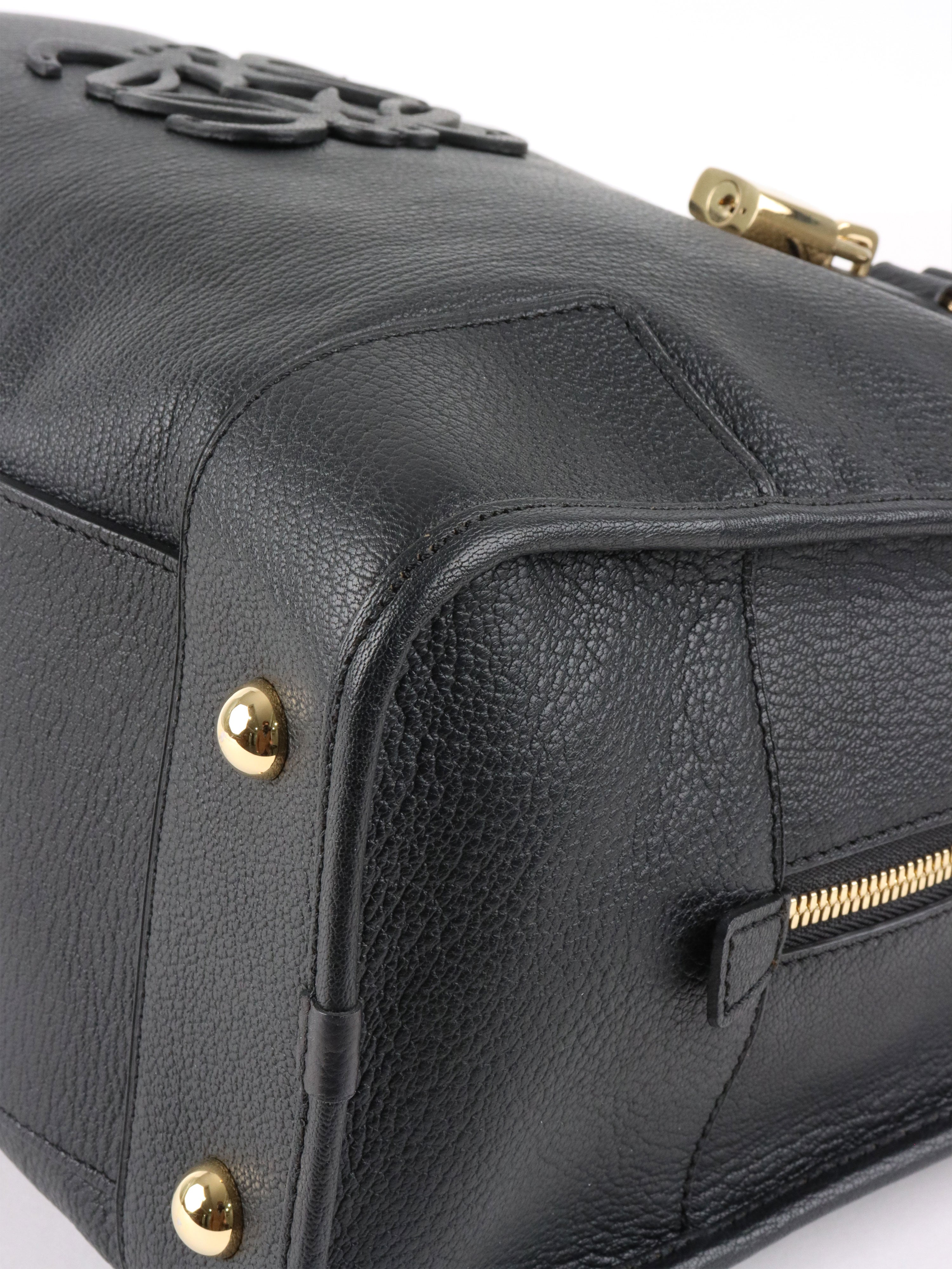 Loewe Black Amazona 36 Leather Handbag.