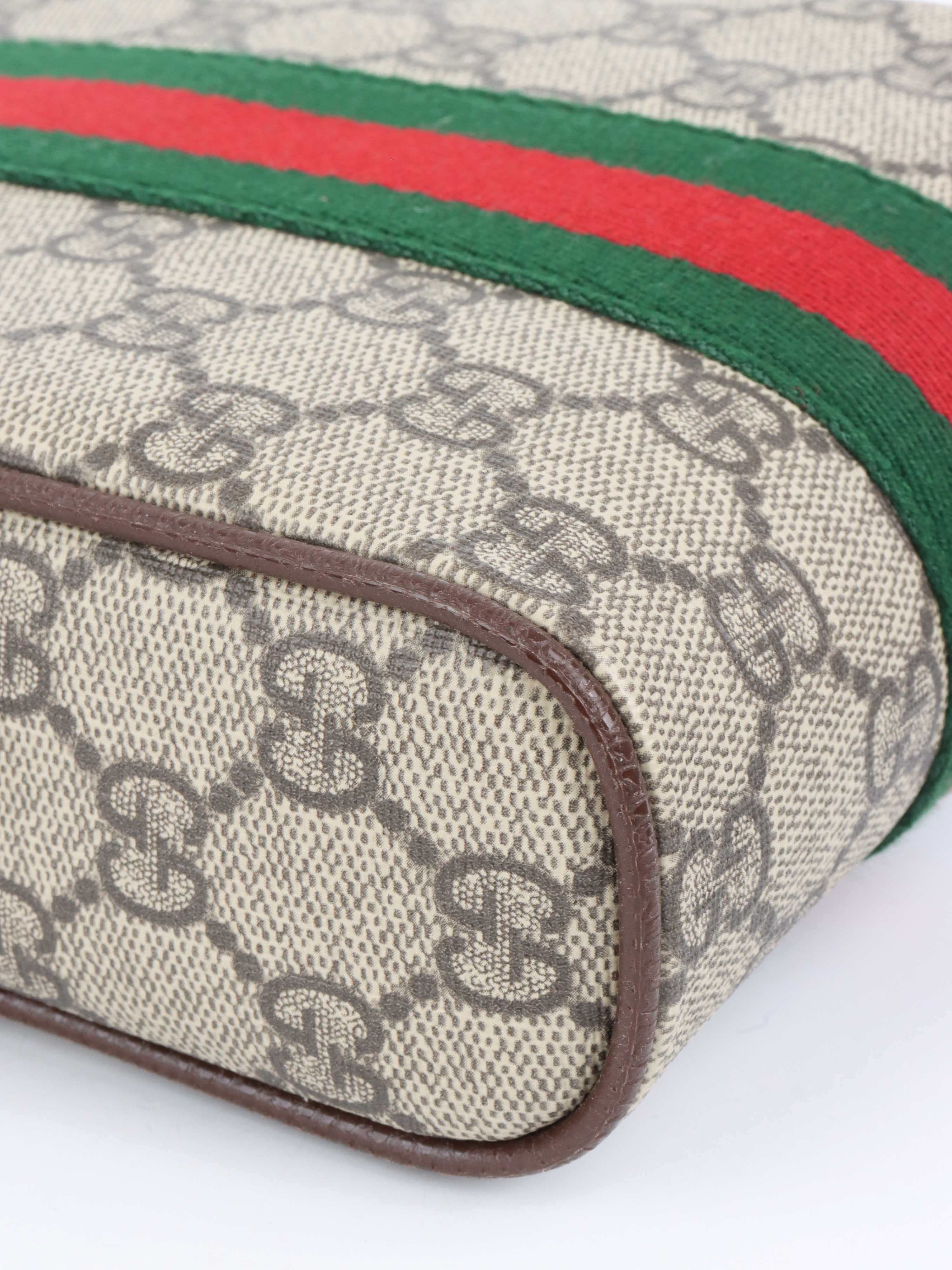 Gucci GG Supreme Shoulder Bag.