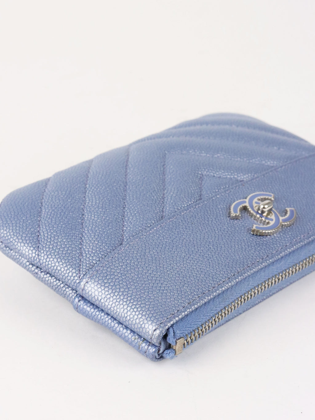 Chanel 19P Iridescent Blue Chevron Pouch