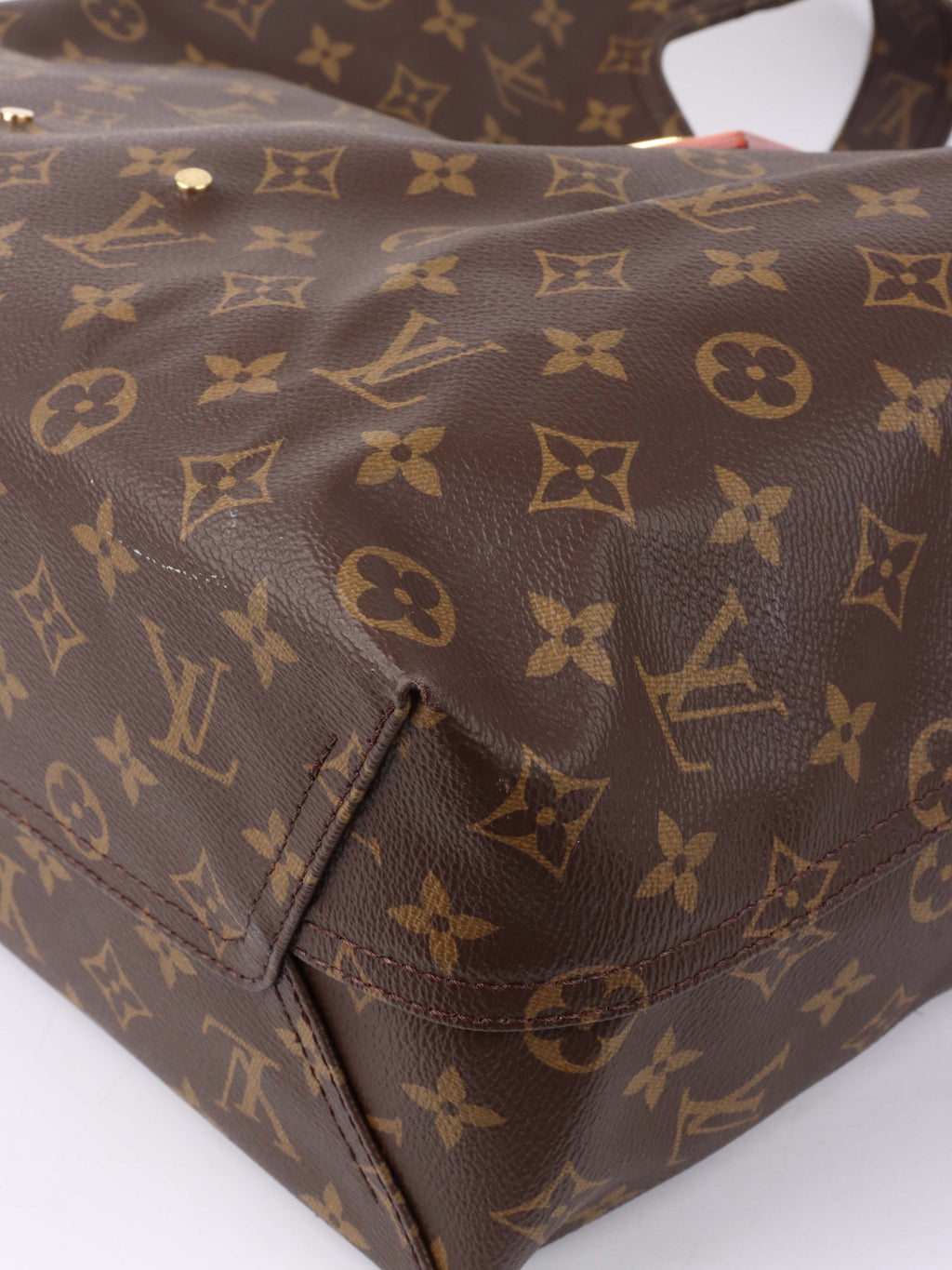 Louis Vuitton Atlantis GM Bag.