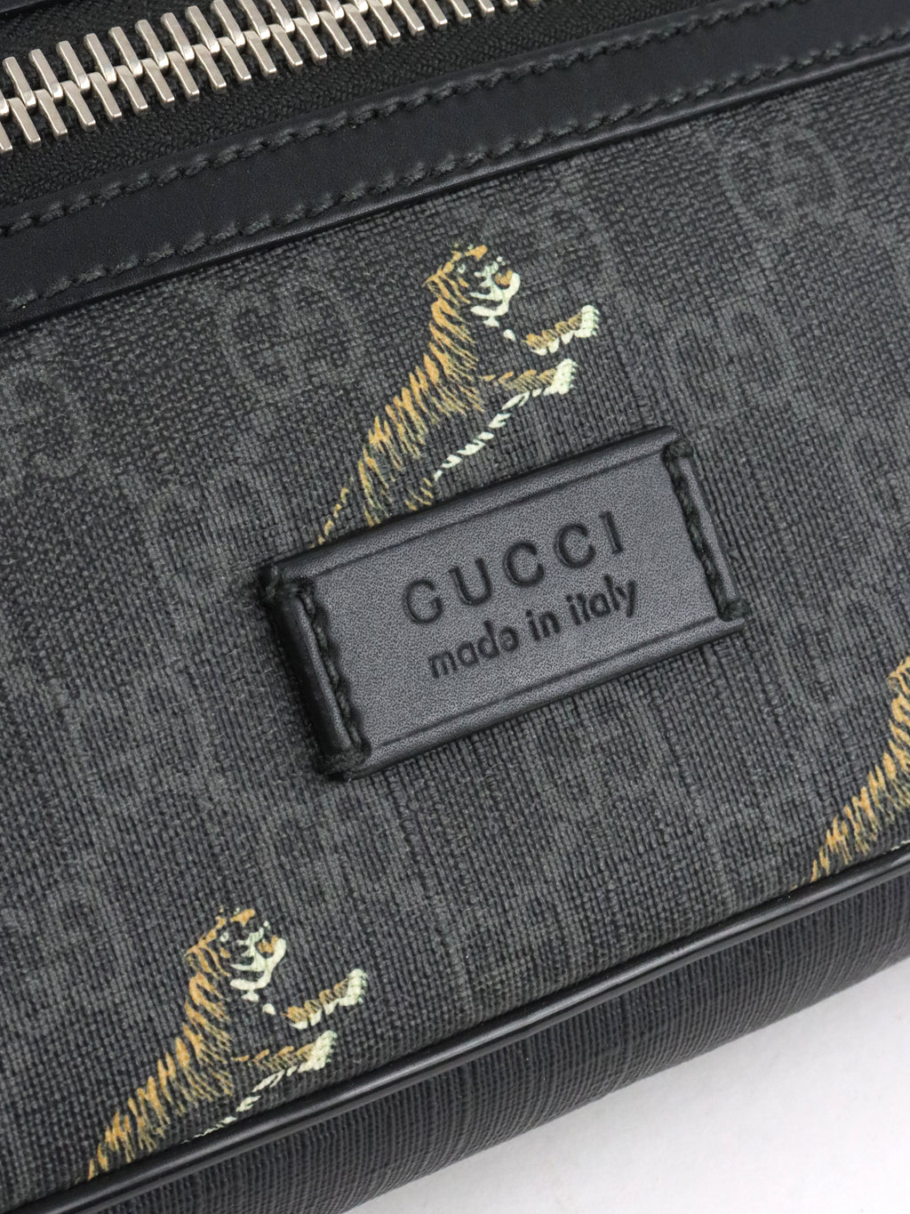 Gucci GG Supreme Tiger Print Belt Bag