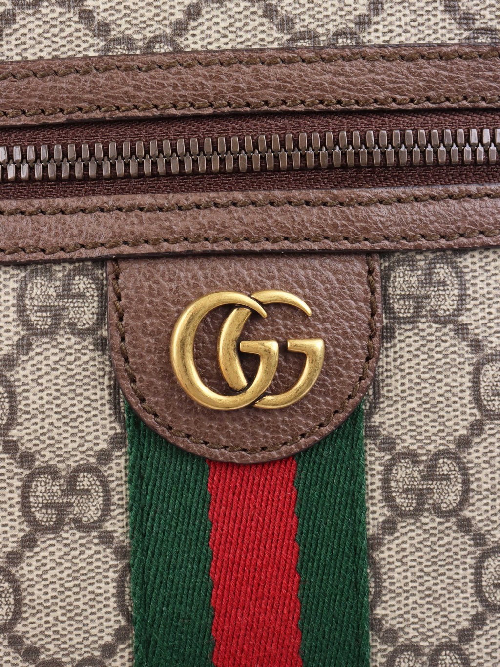 Gucci GG Supreme Shoulder Bag.