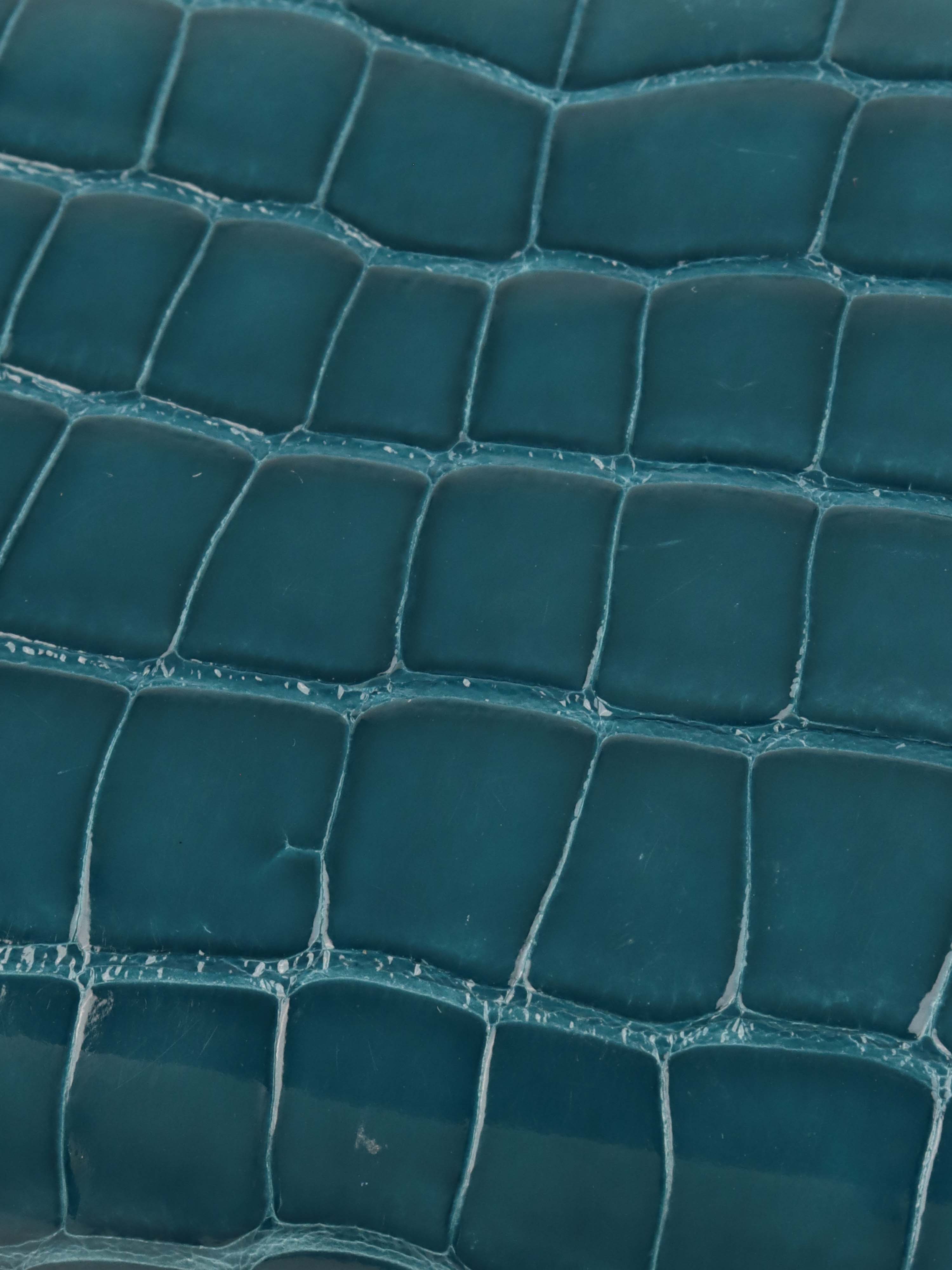 Hermes Alligator Constance Wallet Vert Bosphore.