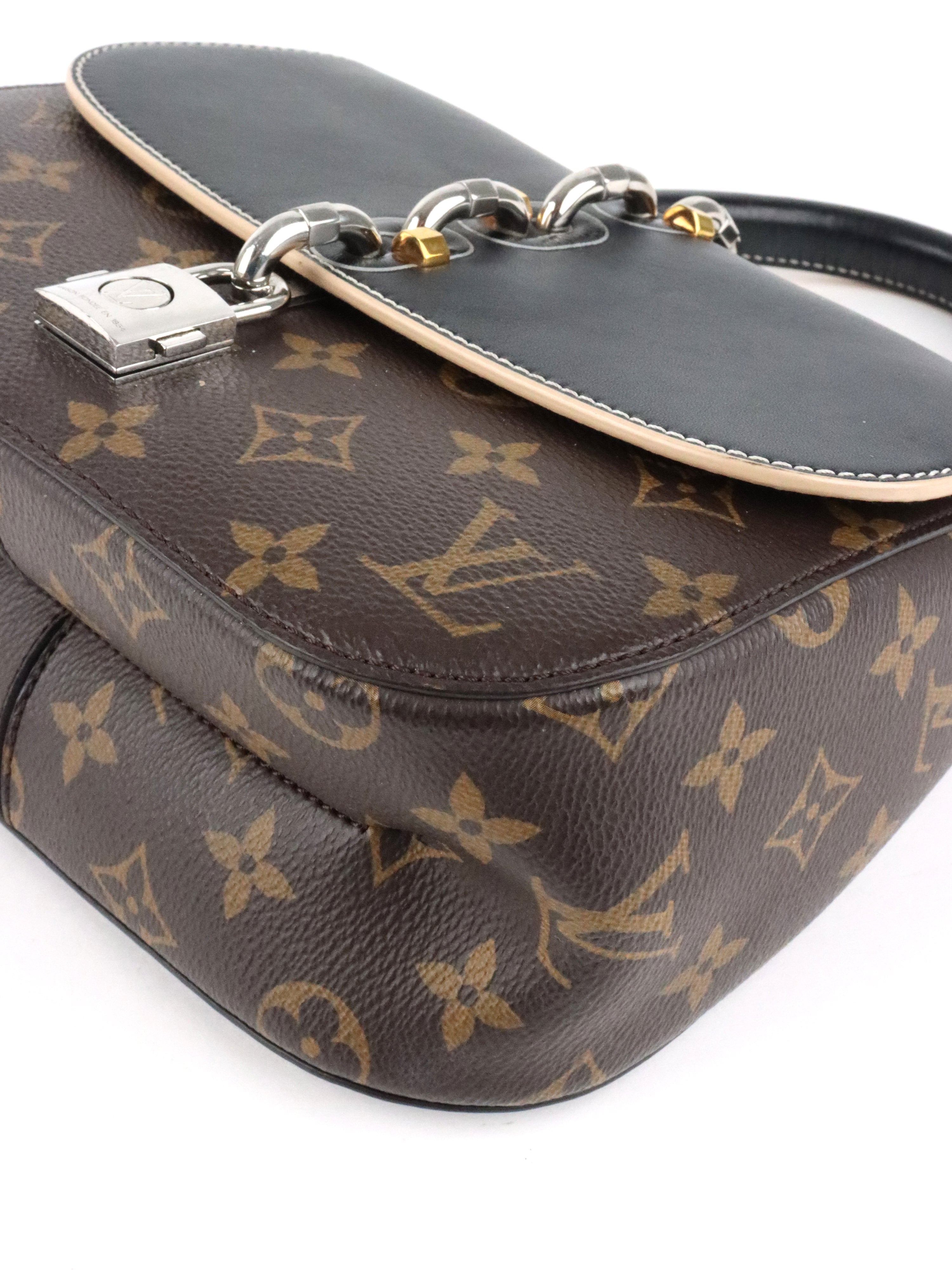 Louis Vuitton Monogram Chain It Bag