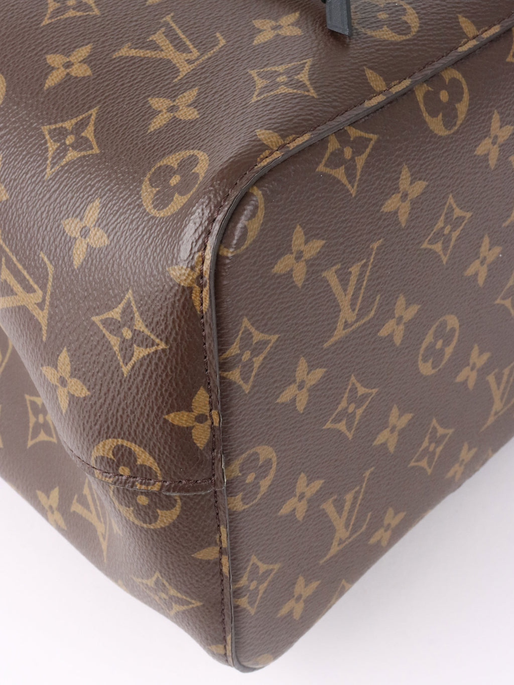 Louis Vuitton Black Monogram NéoNoé Bag.