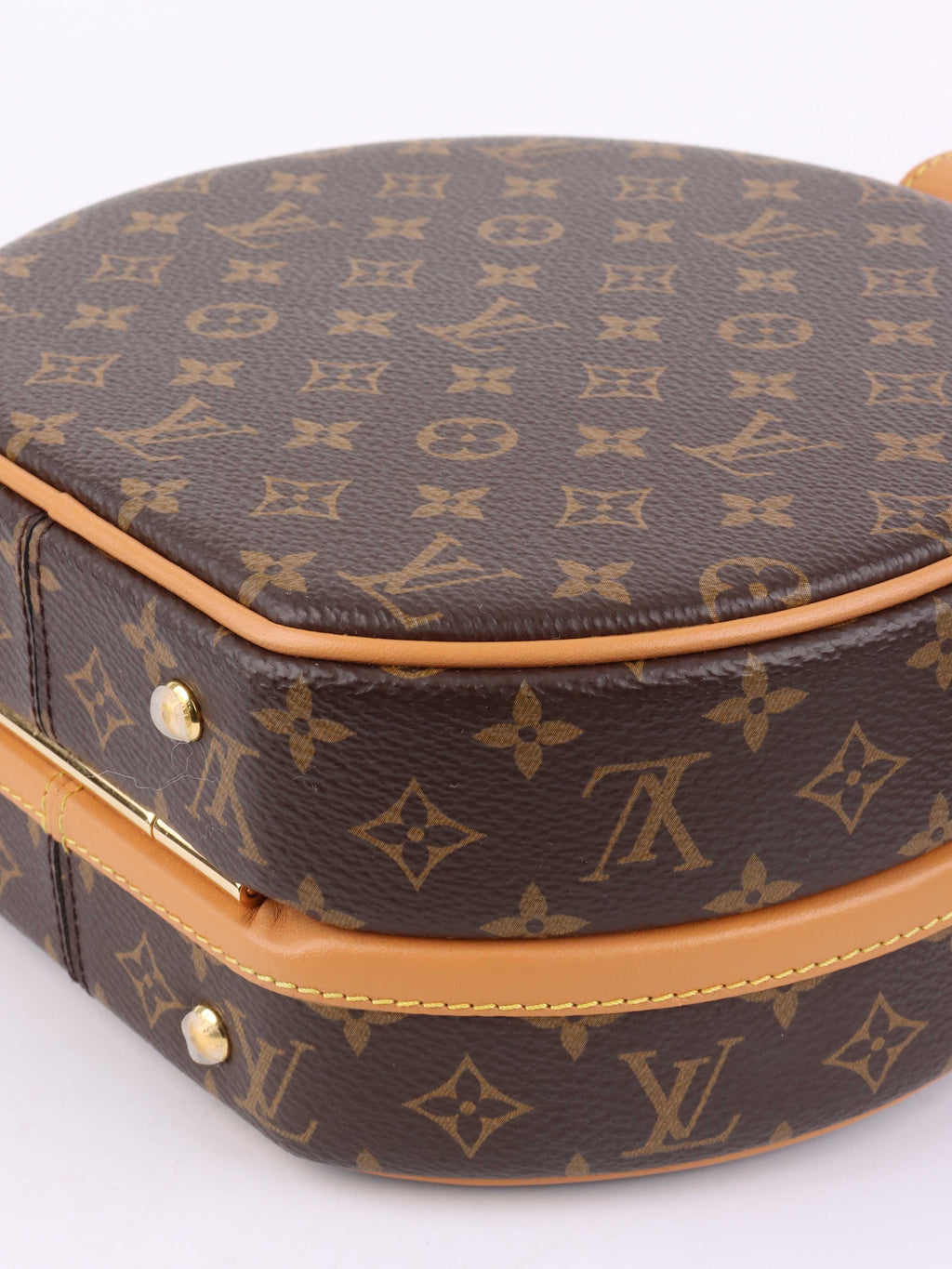 Louis Vuitton Petite Boite Chapeau.