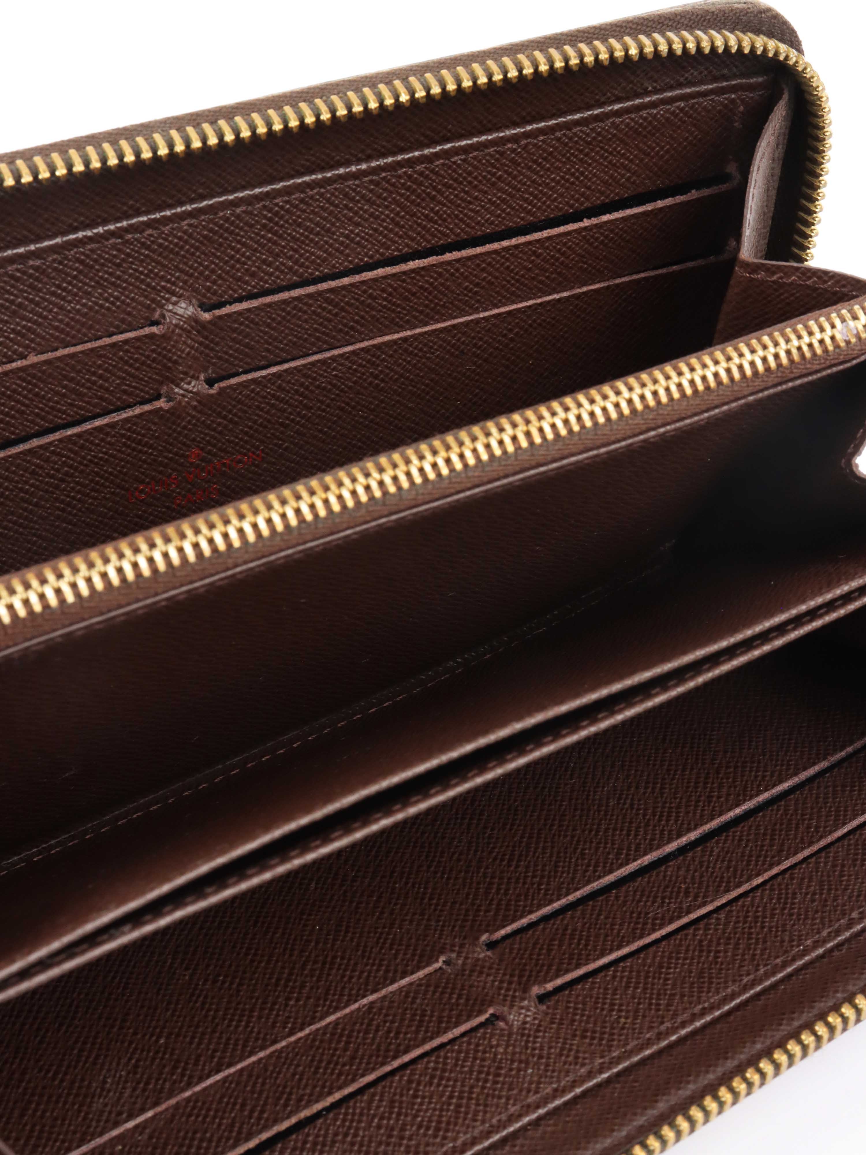 Louis Vuitton Damier Ebene Zippy Wallet