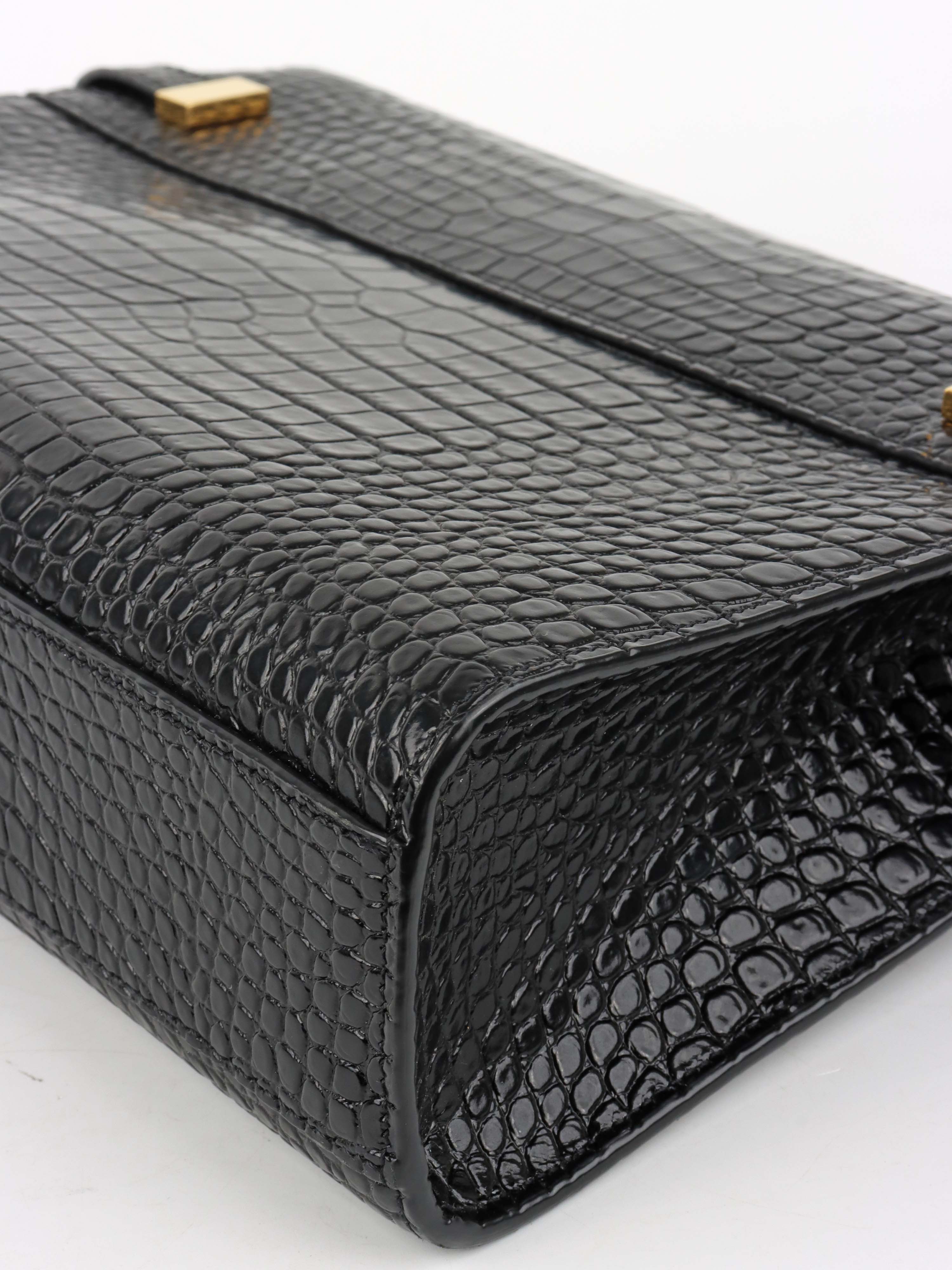Saint Laurent Medium Manhattan Shiny Crocodile Shoulder Bag.
