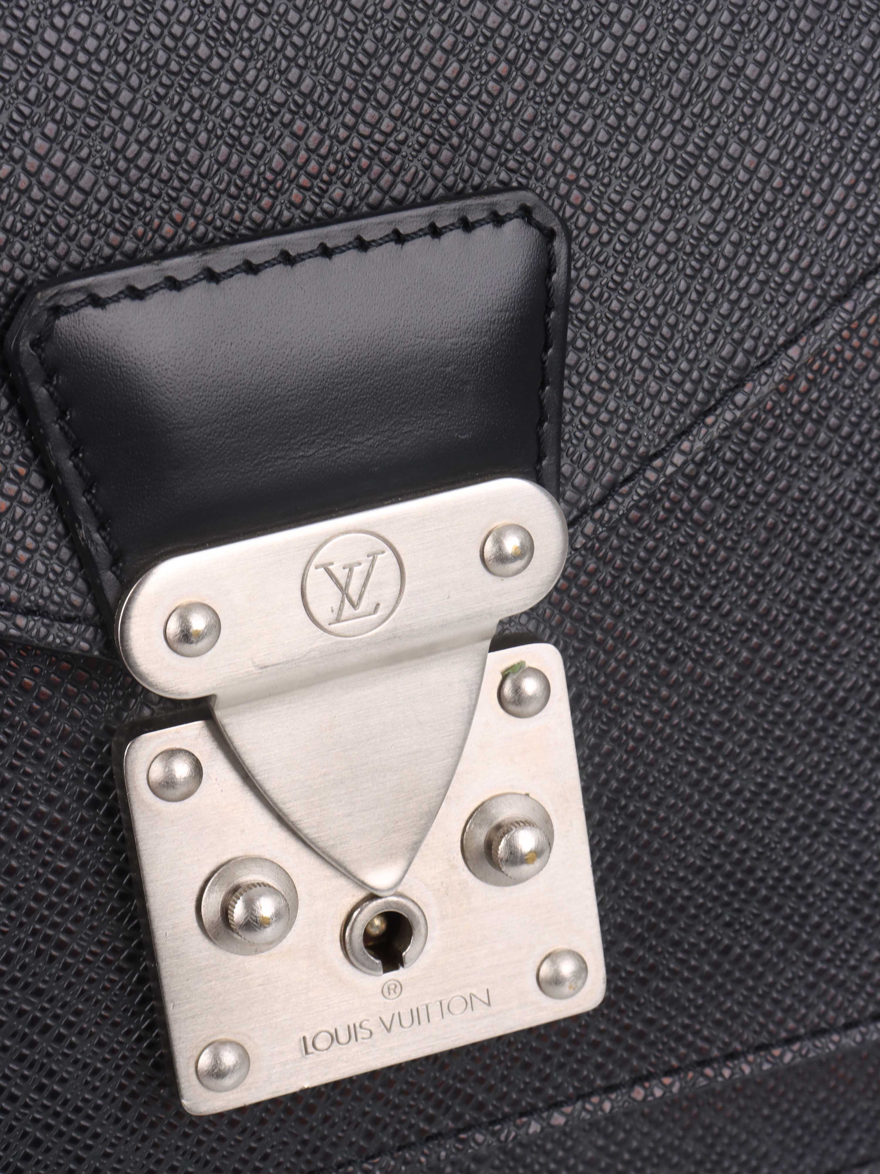 Louis Vuitton Black Vintage Monceau Messenger Bag.