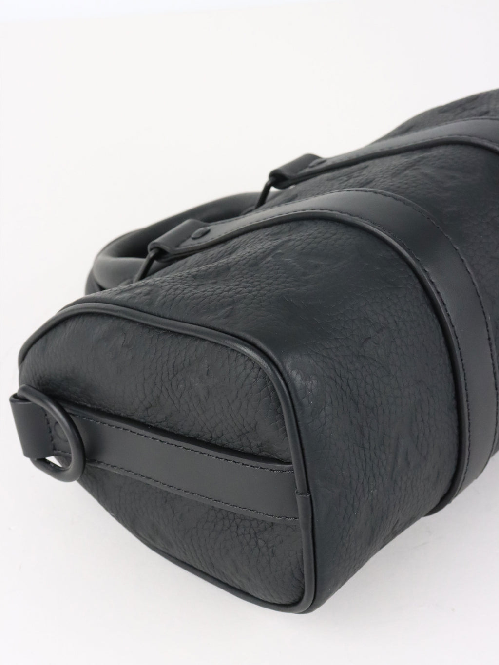 Louis Vuitton Black Keepall Bandoulière 25 Bag
