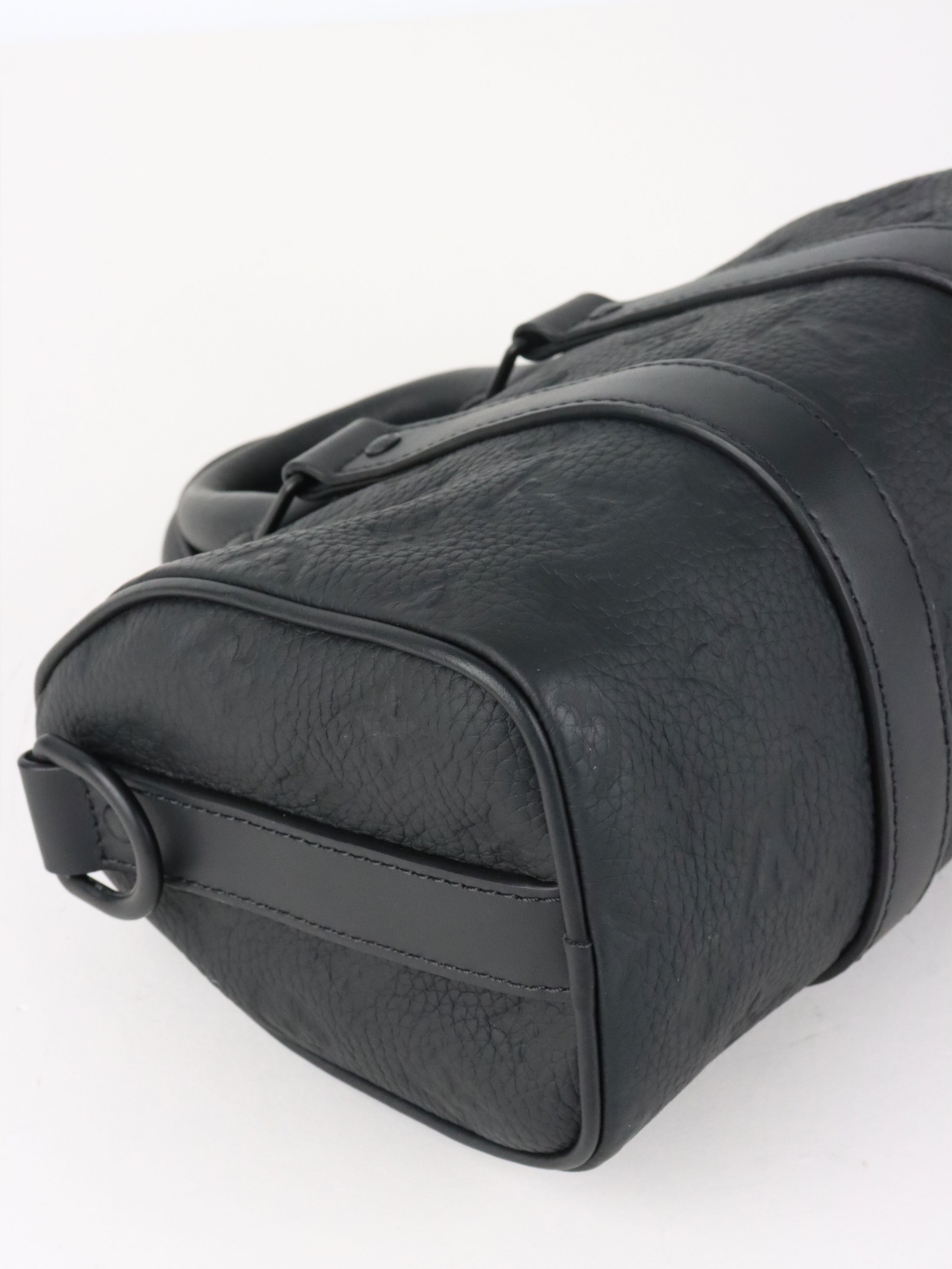 Louis Vuitton Black Keepall Bandoulière 25 Bag