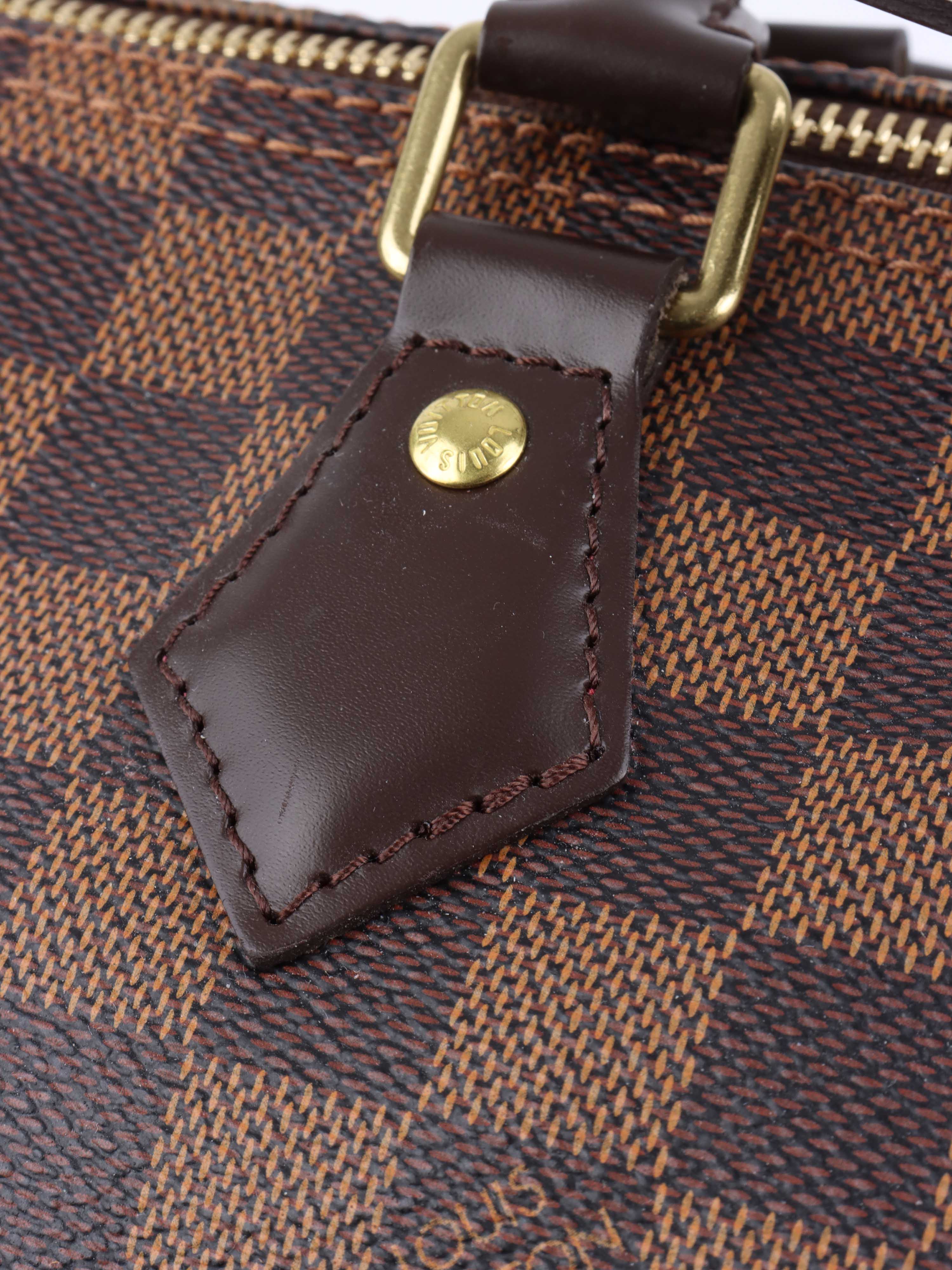 Louis Vuitton Damier Ebene Speedy 30.