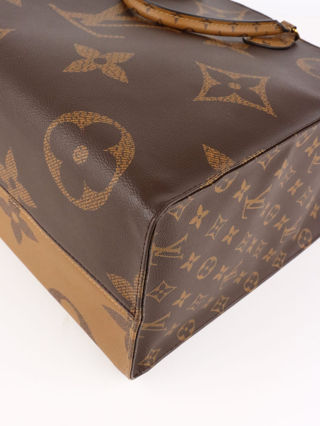 Louis Vuitton Monogram OnTheGo GM