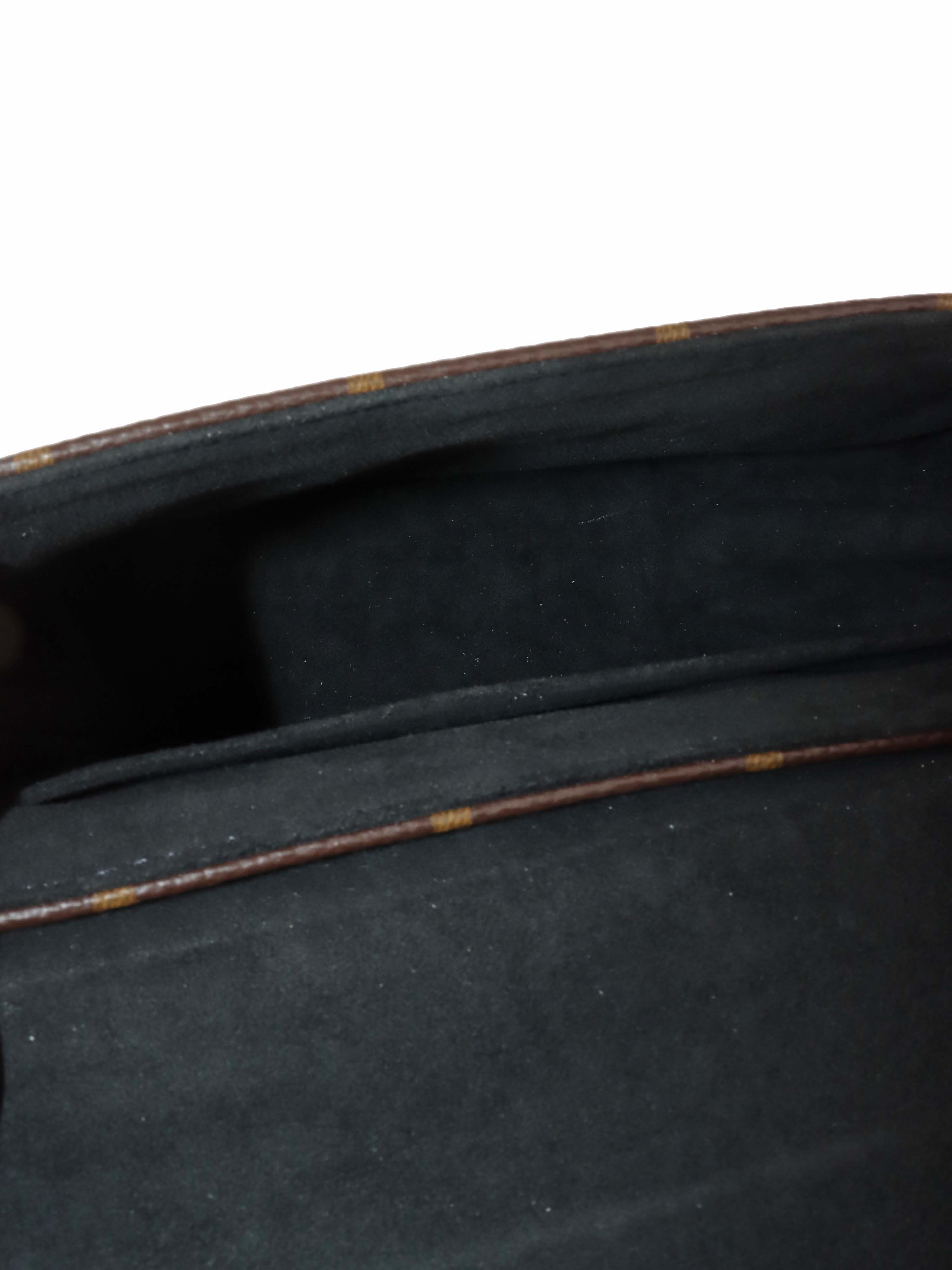 Louis Vuitton Black & Monogram Locky BB