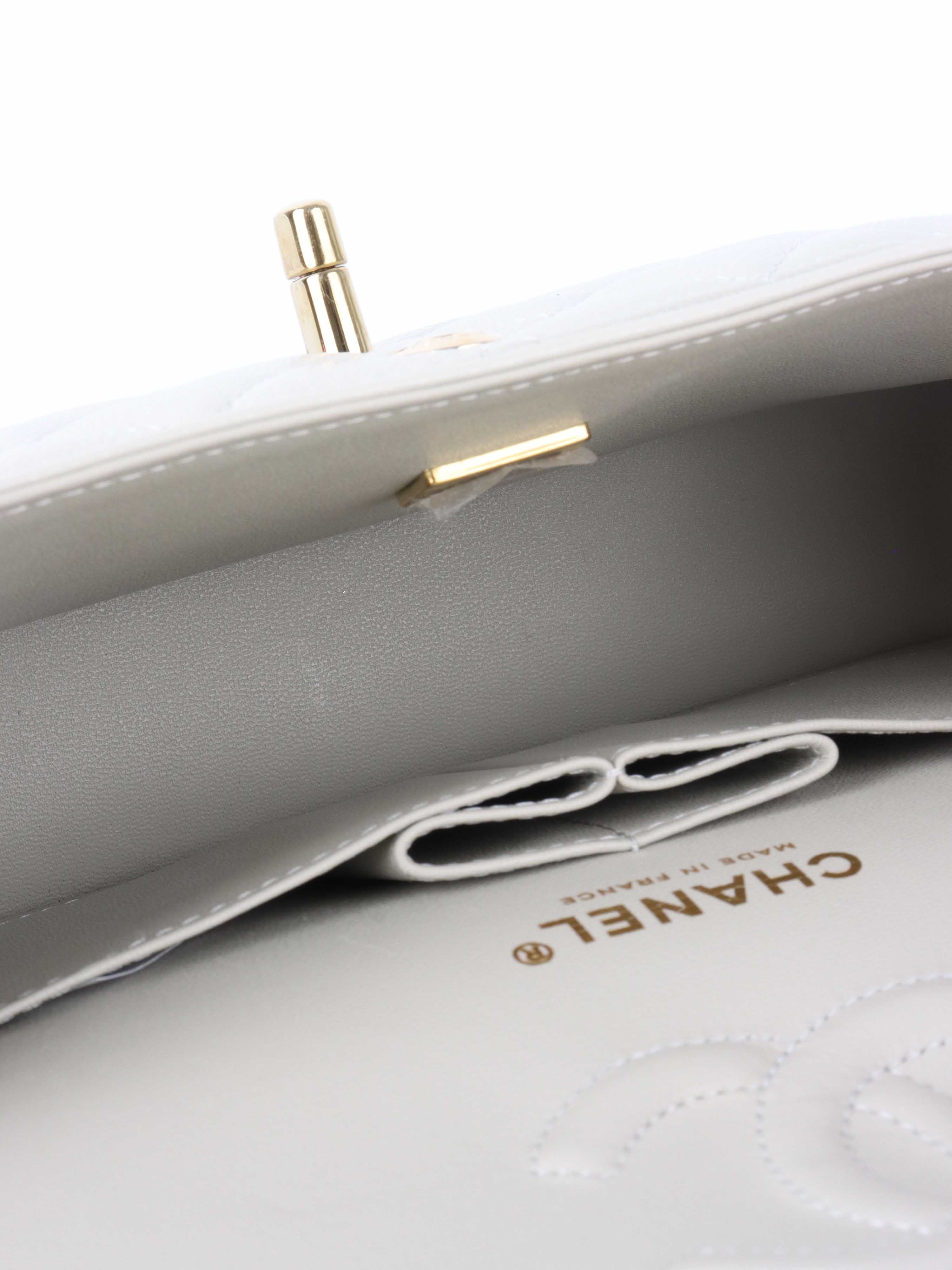 Chanel 21A  Light Grey Caviar Small Classic Flap LGHW.