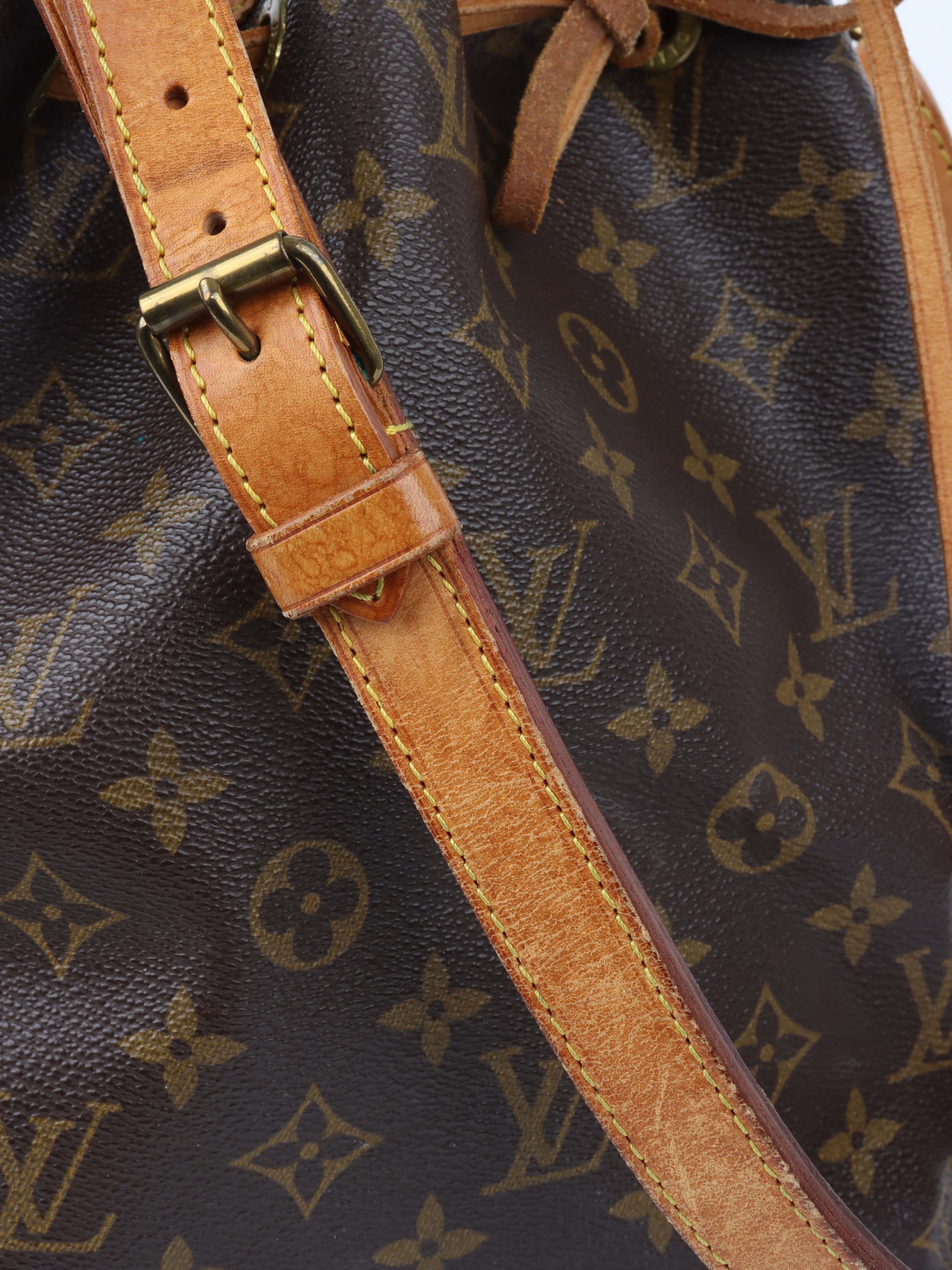Louis Vuitton Vintage Monogram Neo Bucket Bag