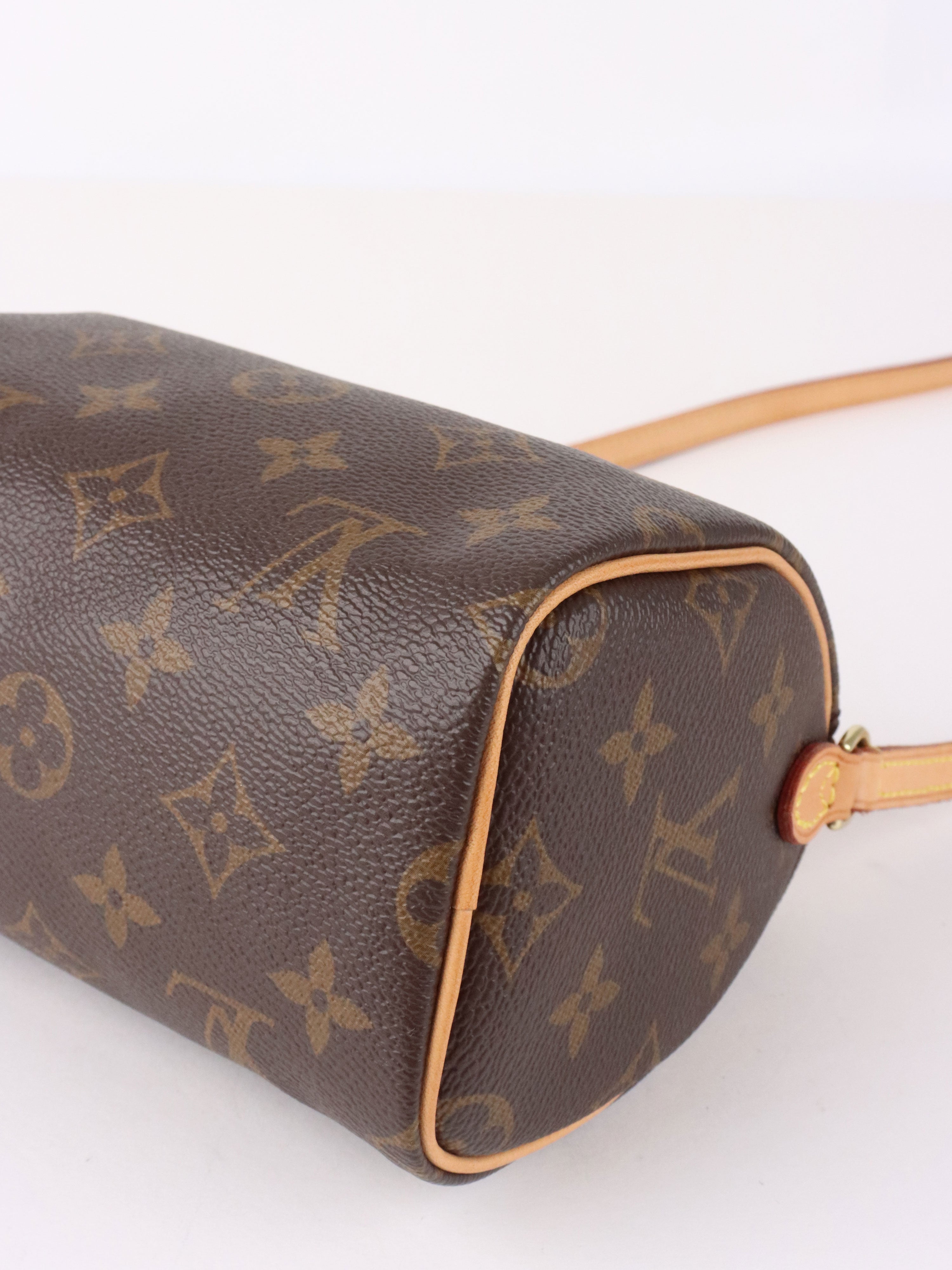Louis Vuitton Monogram Nano Speedy