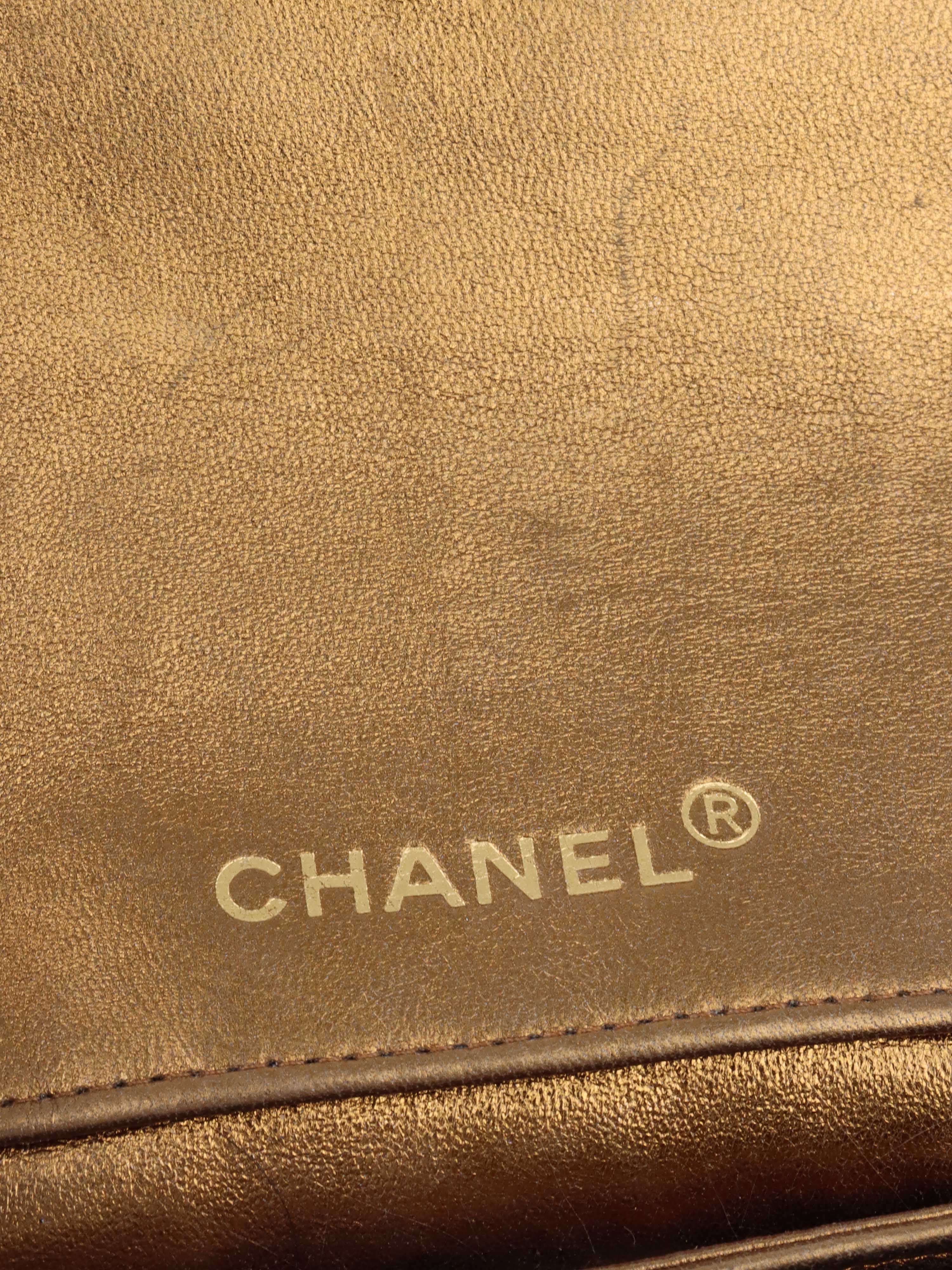 Chanel Gold Matellic Vintage Chain Bag.