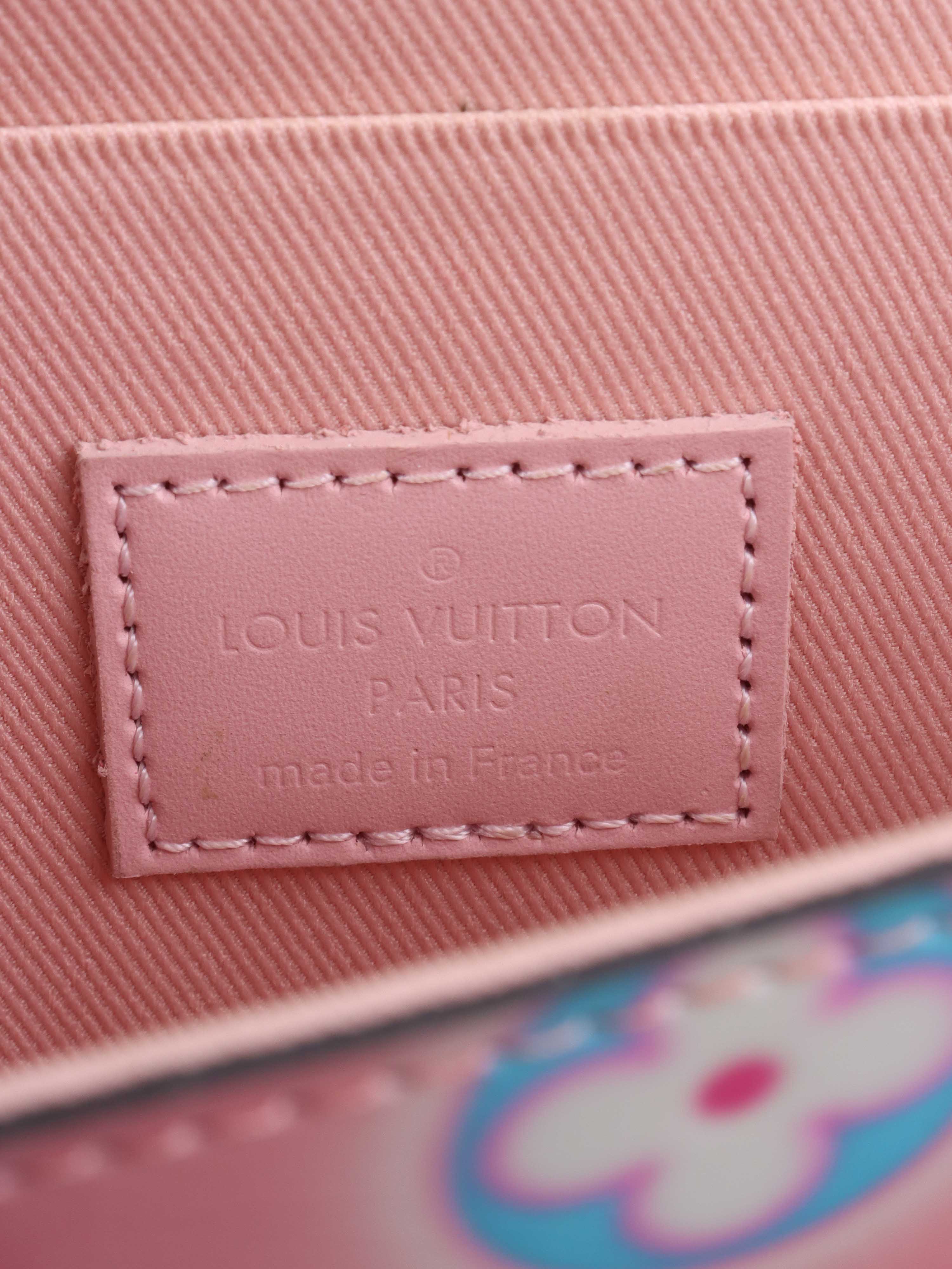 Louis Vuitton Vernis Valentine Felicie Pochette.