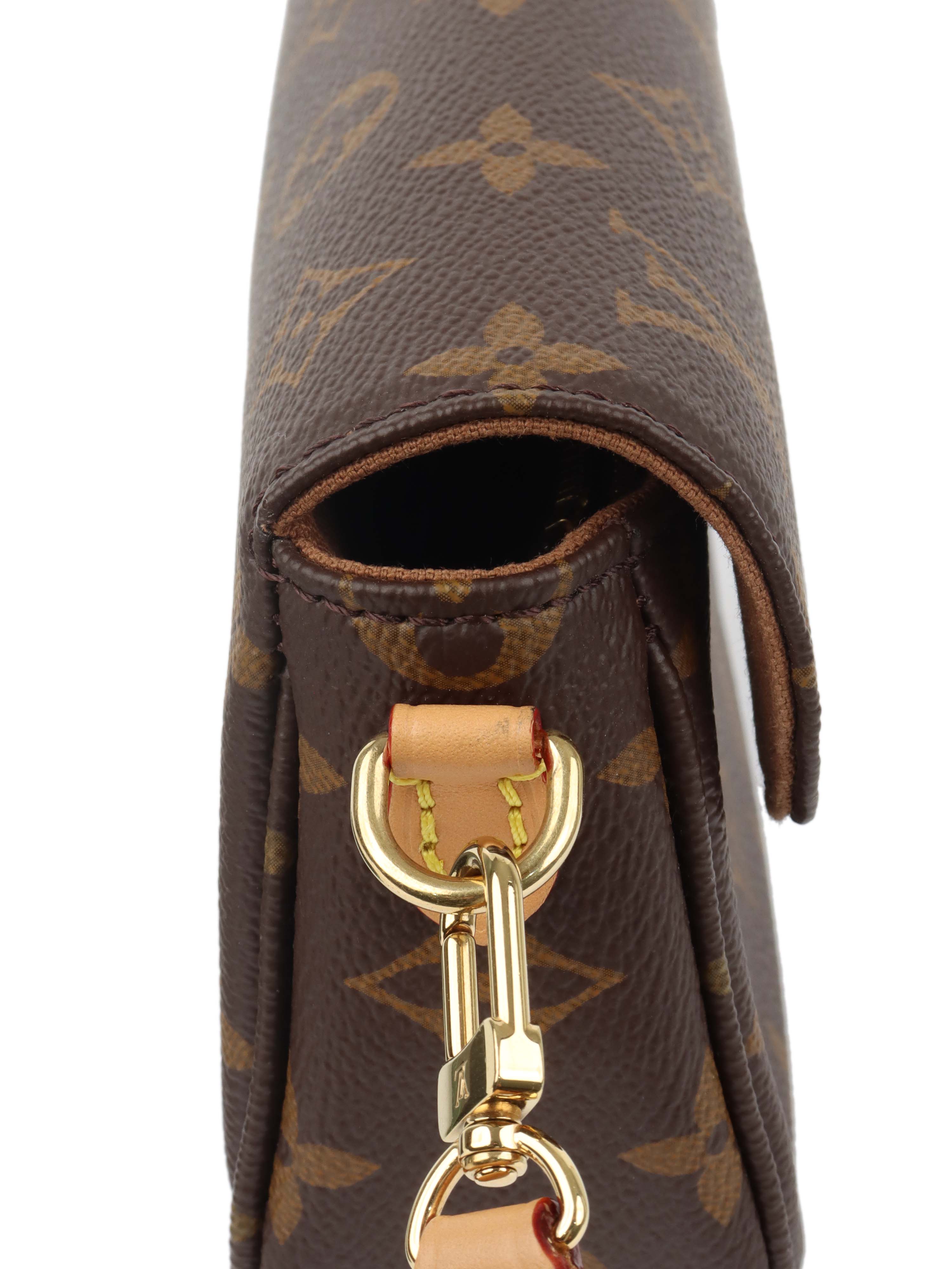 Louis Vuitton Monogram Wallet on Chain Ivy.