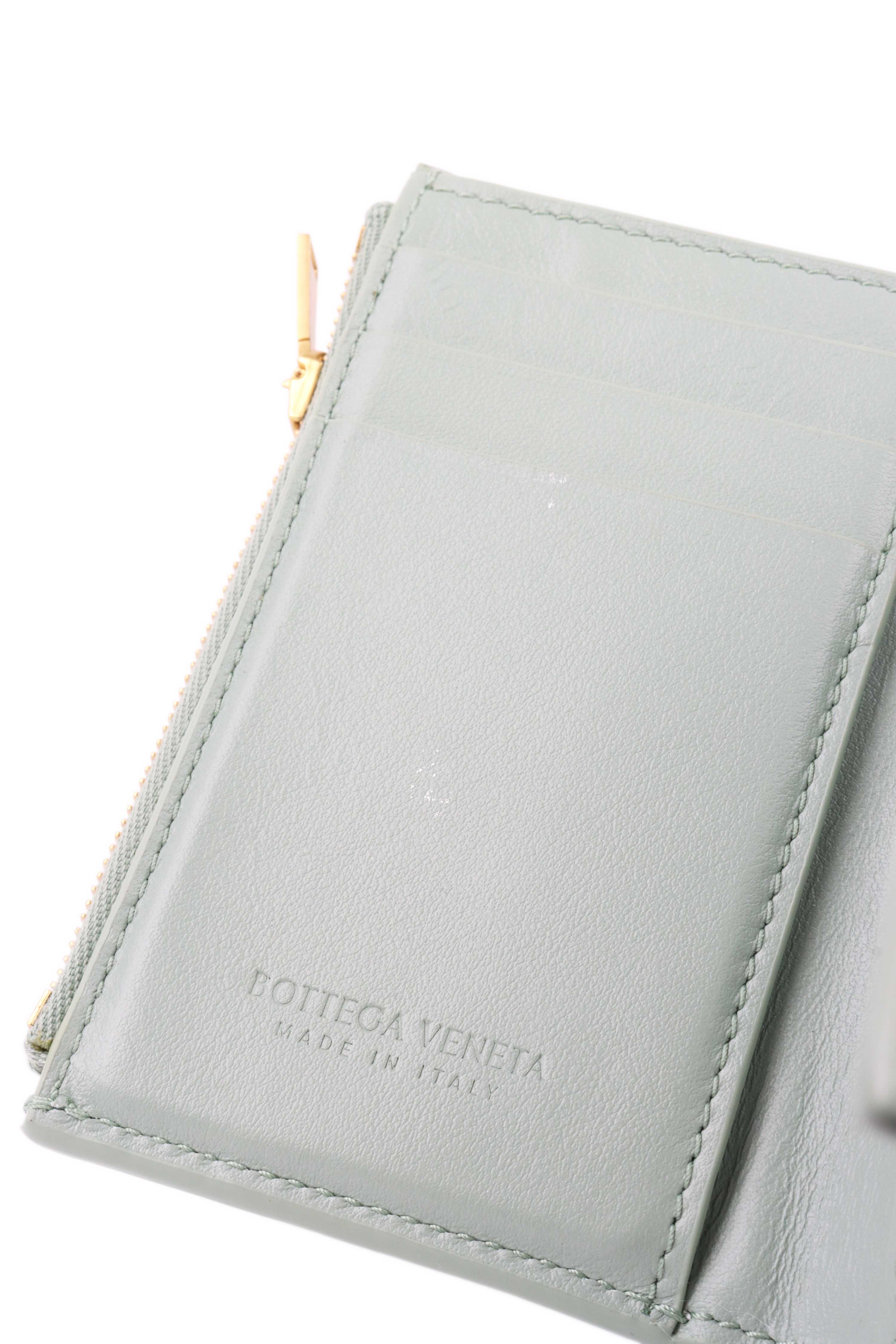 Bottega Veneta Seafoam Cassette Tri-Fold Zip Wallet. – Votre Luxe