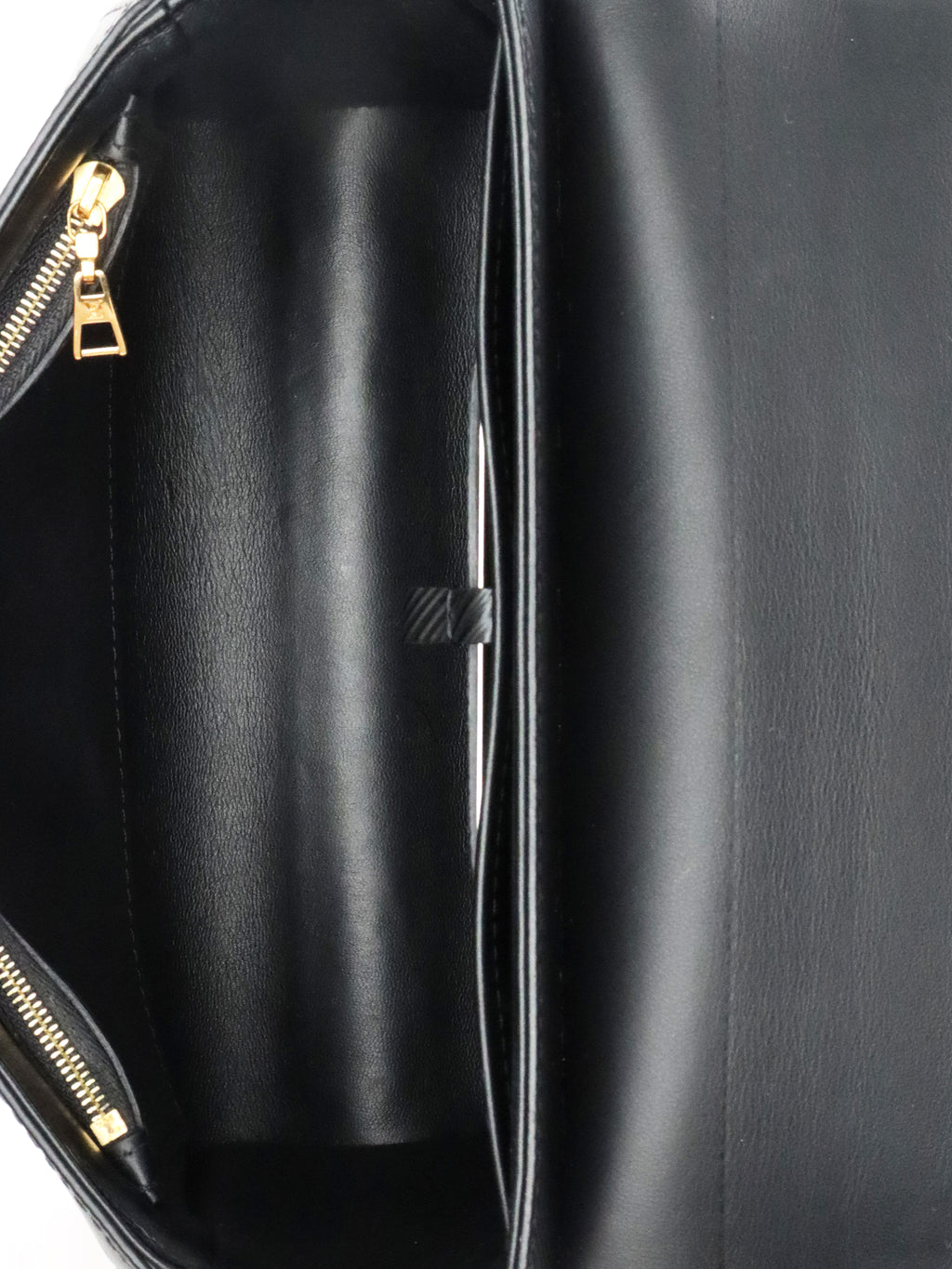 Louis Vuitton Black Epi Twist MM Chain Handle Bag