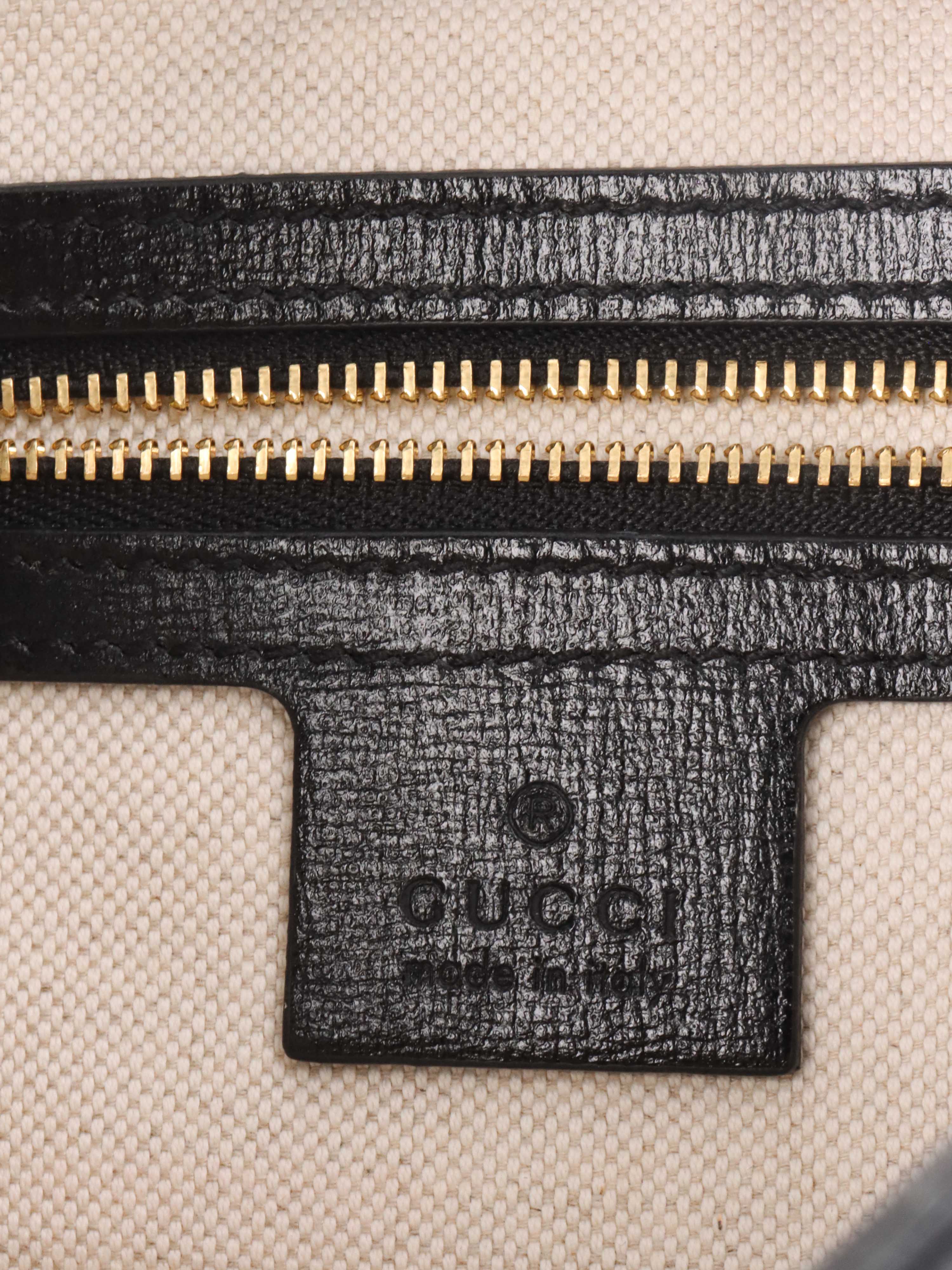 Gucci Azelea Small Black and White Jackie Bag.