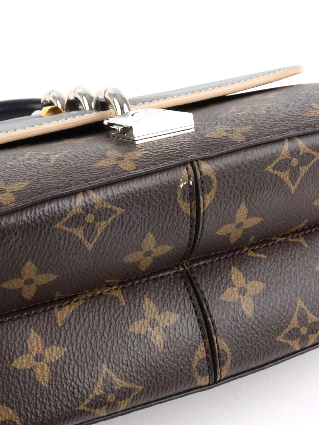 Louis Vuitton Monogram Chain It Bag