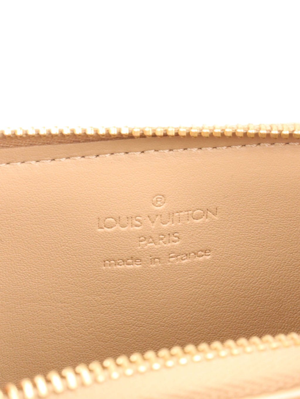 Louis Vuitton Beige Monogram Vernis Lexington Pochette.
