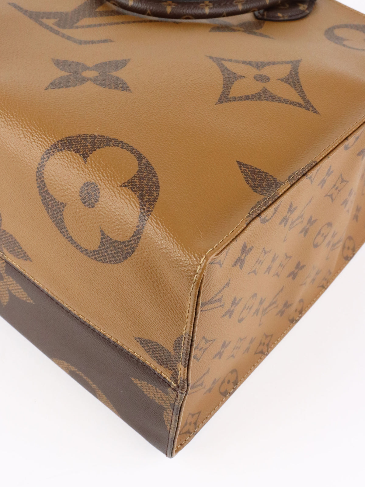 Louis Vuitton Monogram OnTheGo GM