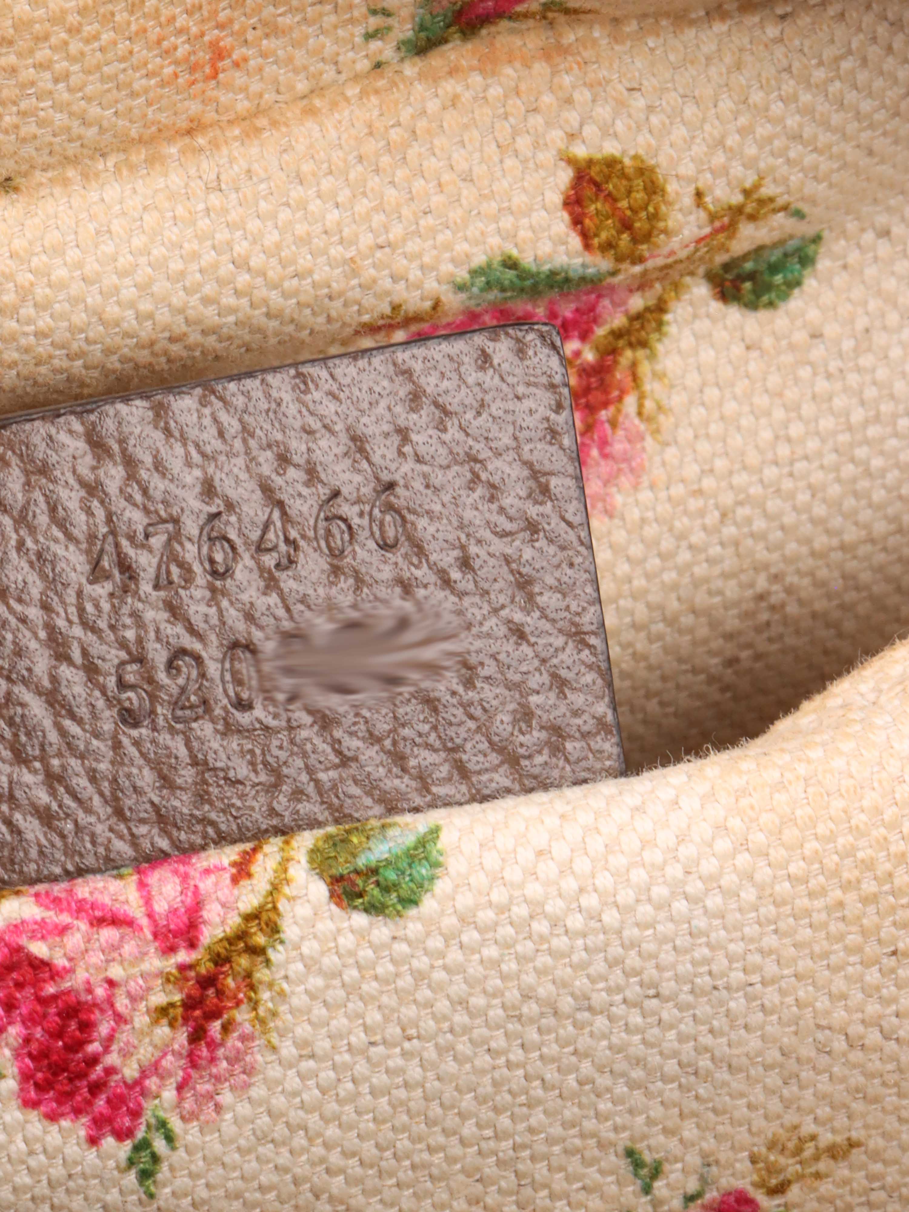 Gucci Neo Vintage GG Supreme Messenger Bag