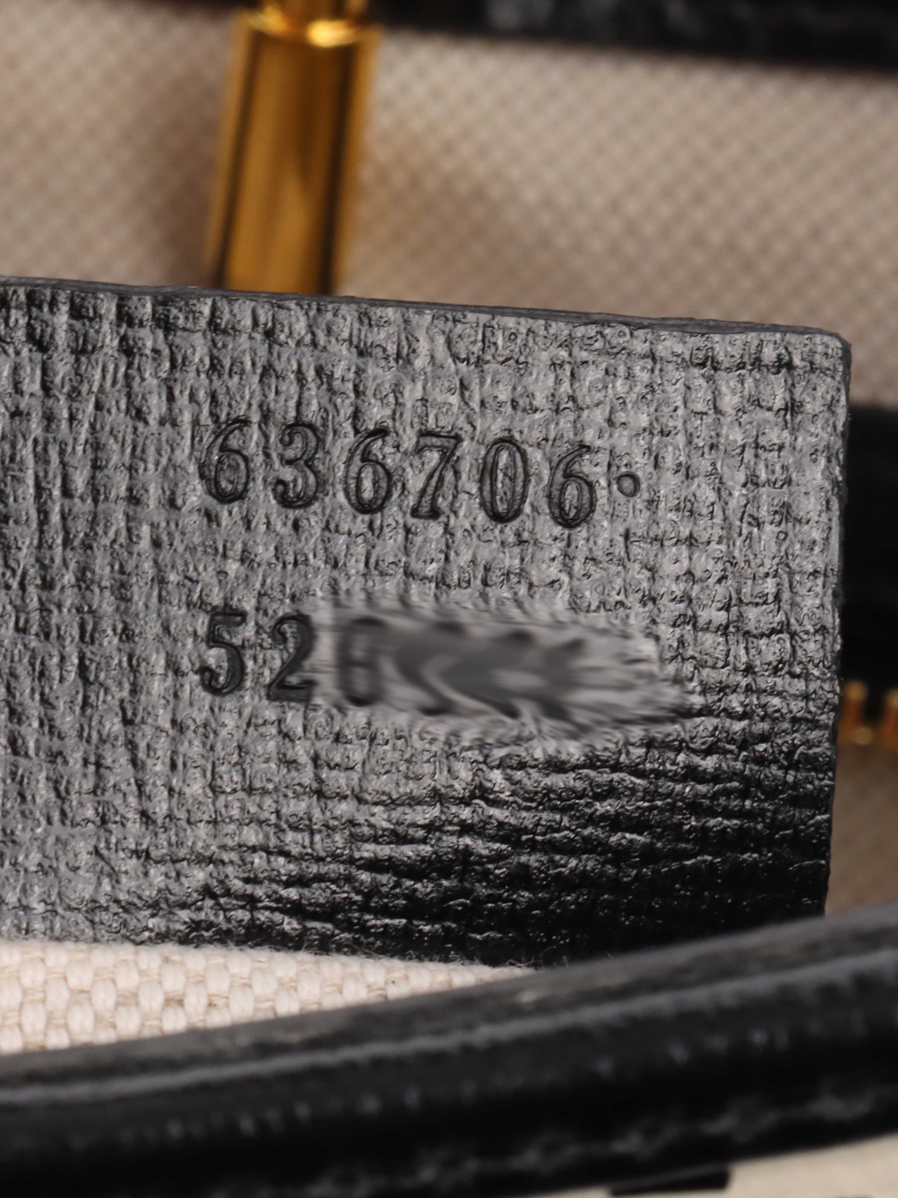 Gucci Azelea Small Black and White Jackie Bag.