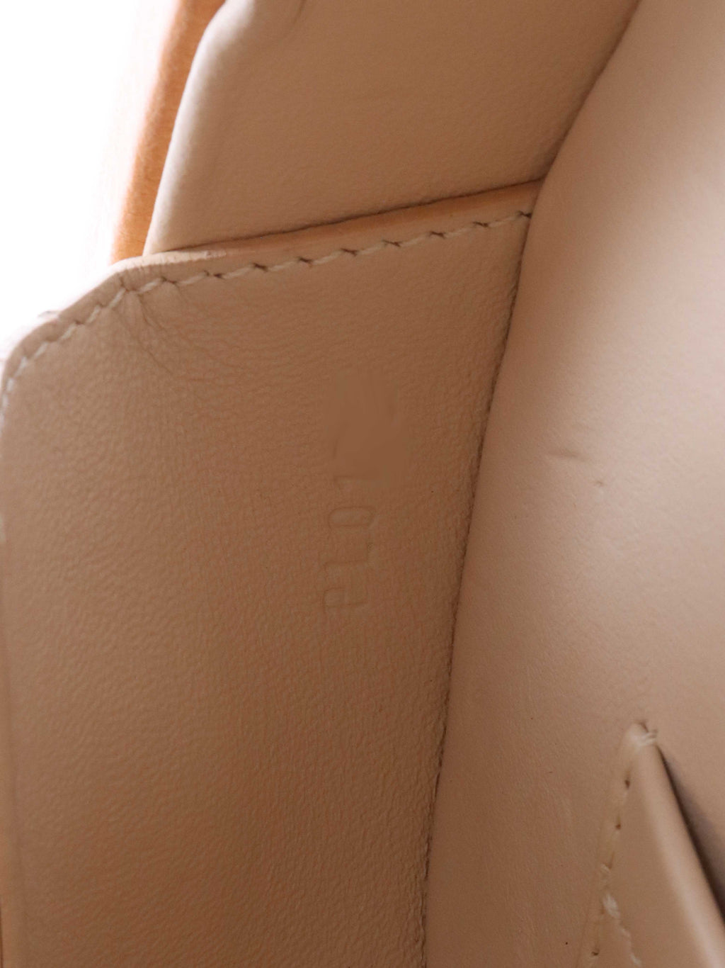 Louis Vuitton Petite Boite Chapeau.