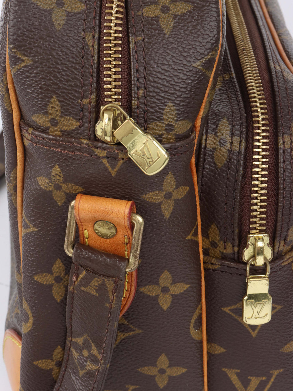 Louis Vuitton Monogram  Nile Messenger Bag.