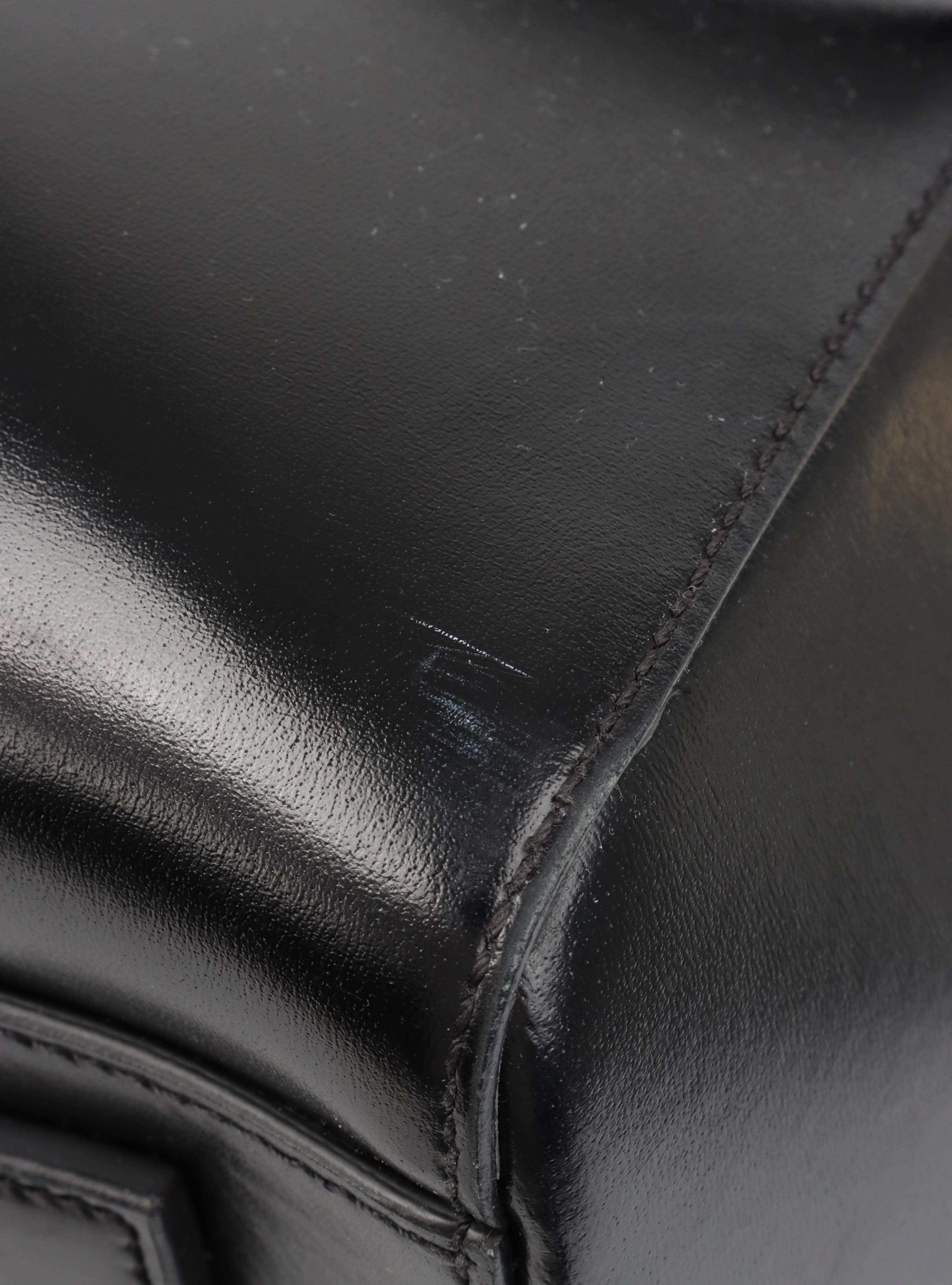 Givenchy Medium Black Antigona Bag.
