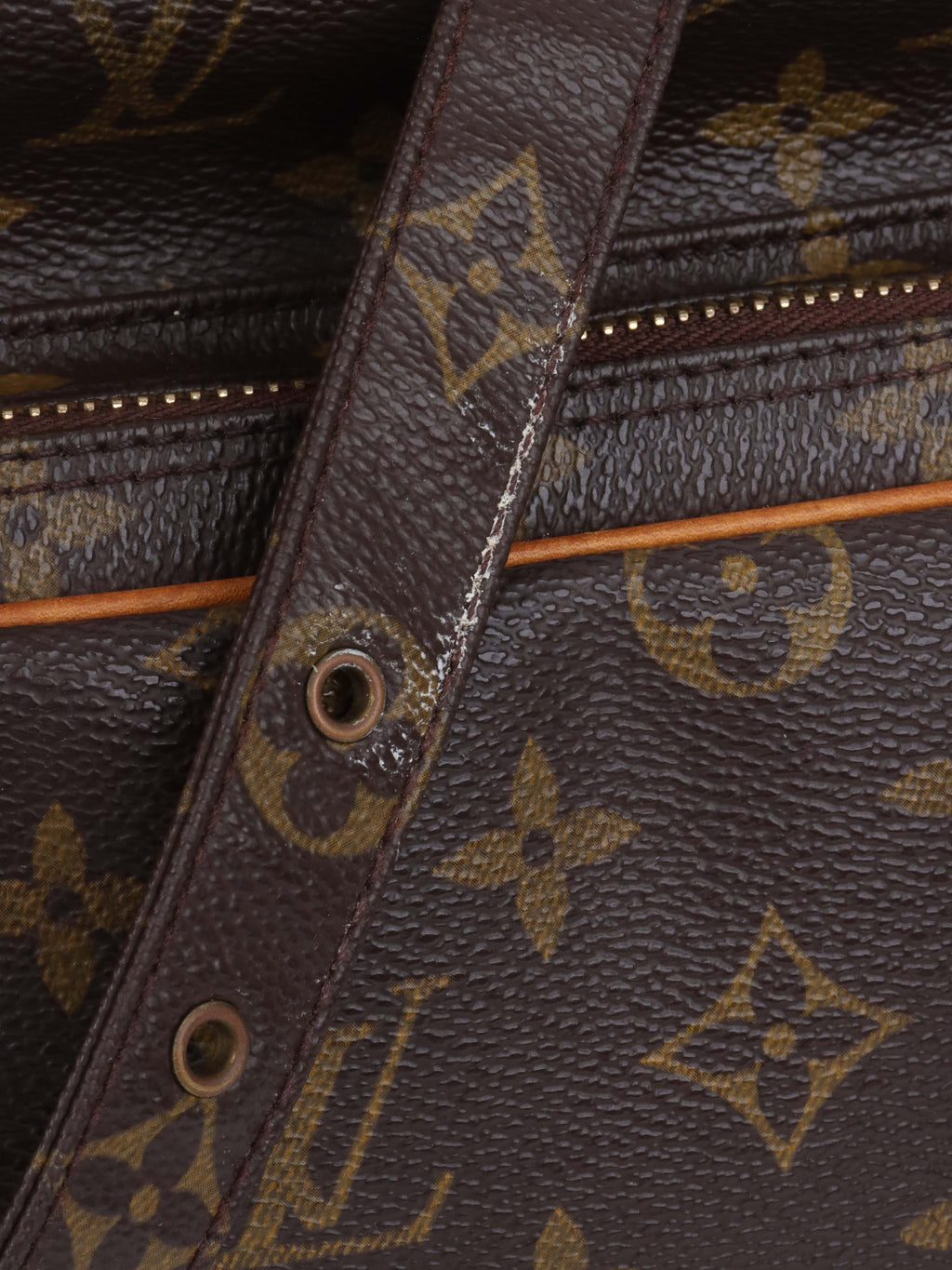 Louis Vuitton Monogram  Nile Messenger Bag.