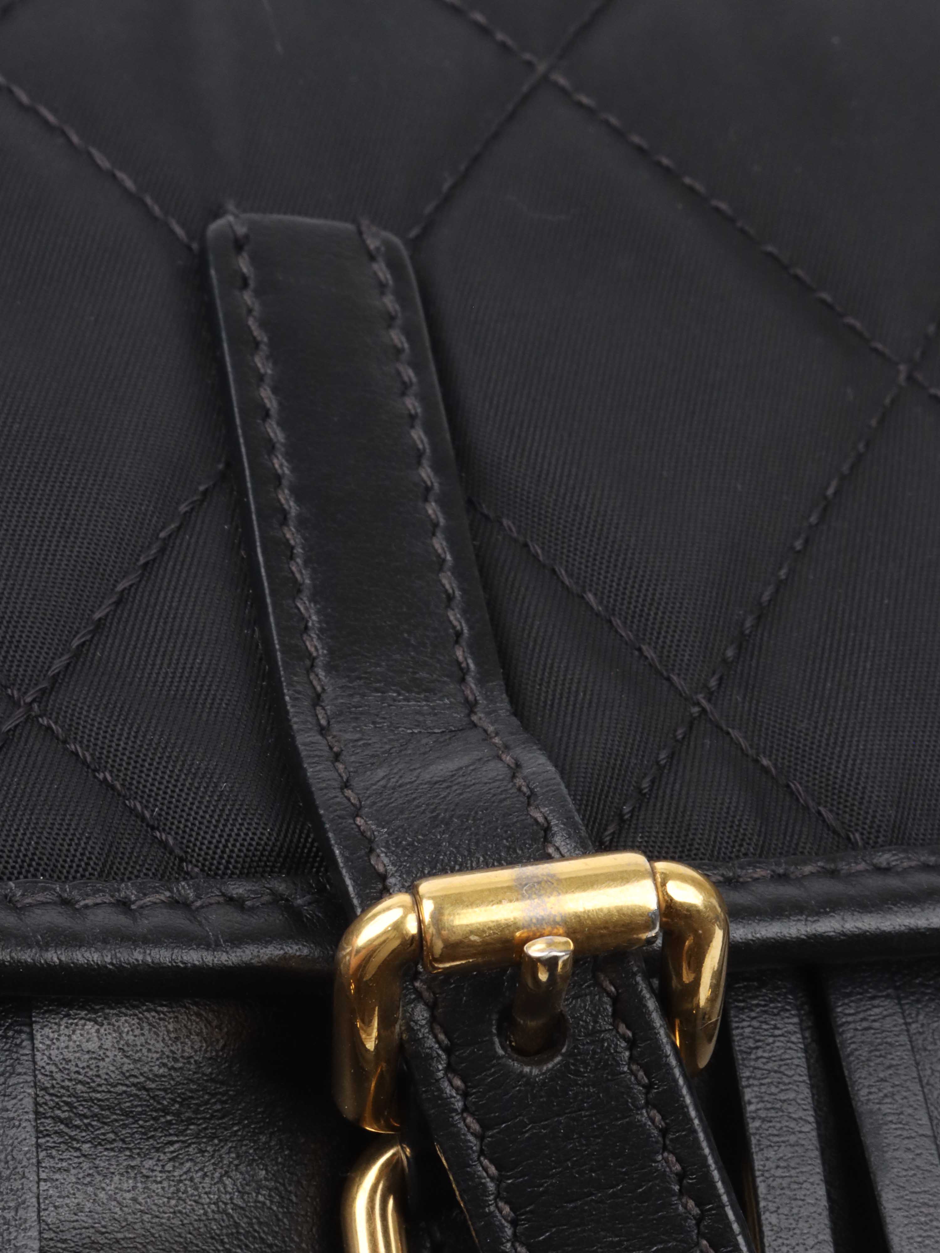 Prada black crossbody discount bag with chain