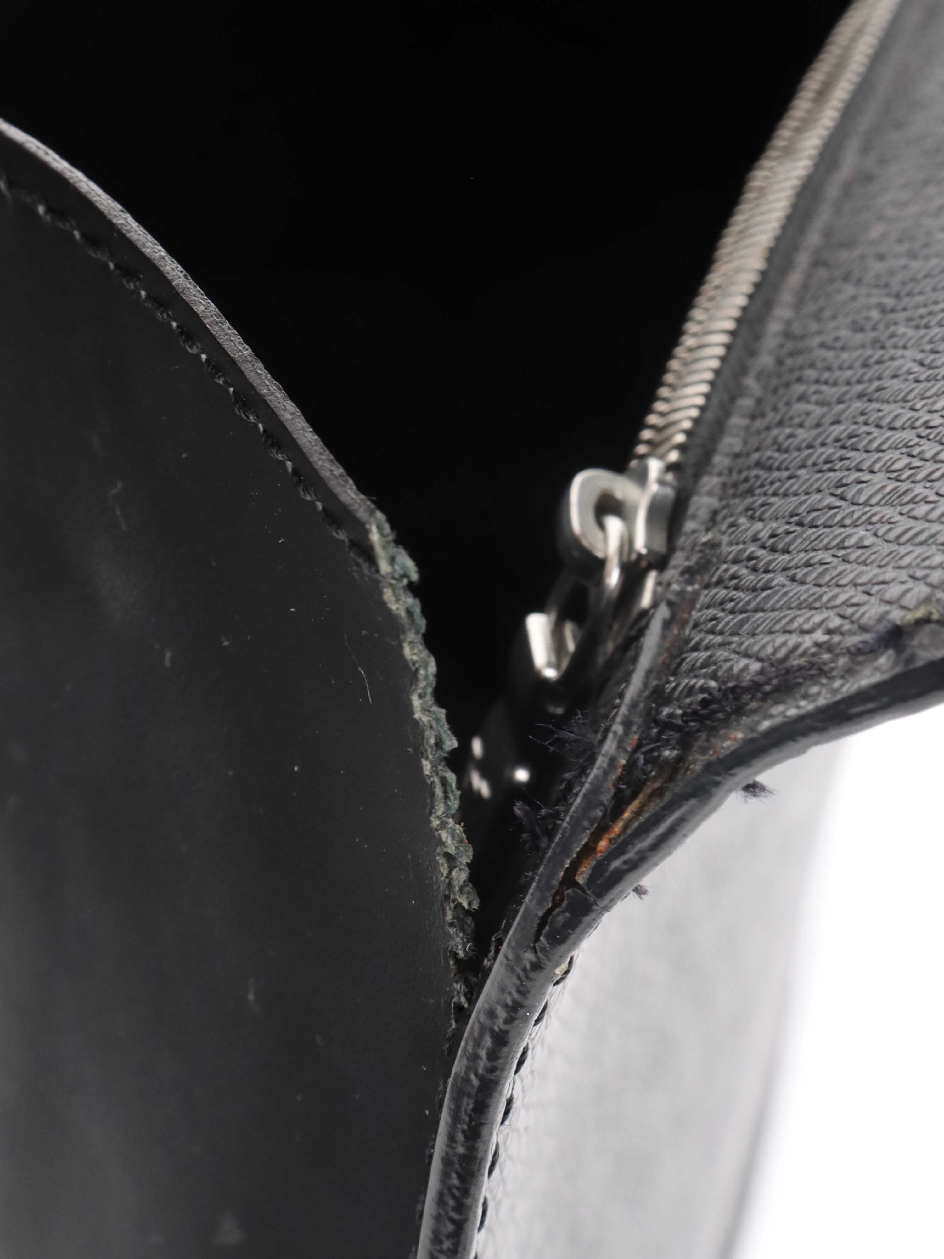 Louis Vuitton Black Vintage Monceau Messenger Bag.