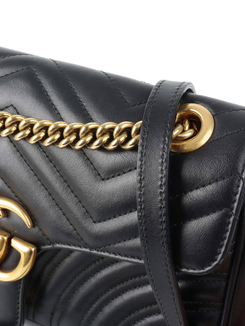 Gucci Black Small Marmont Shoulder Bag.