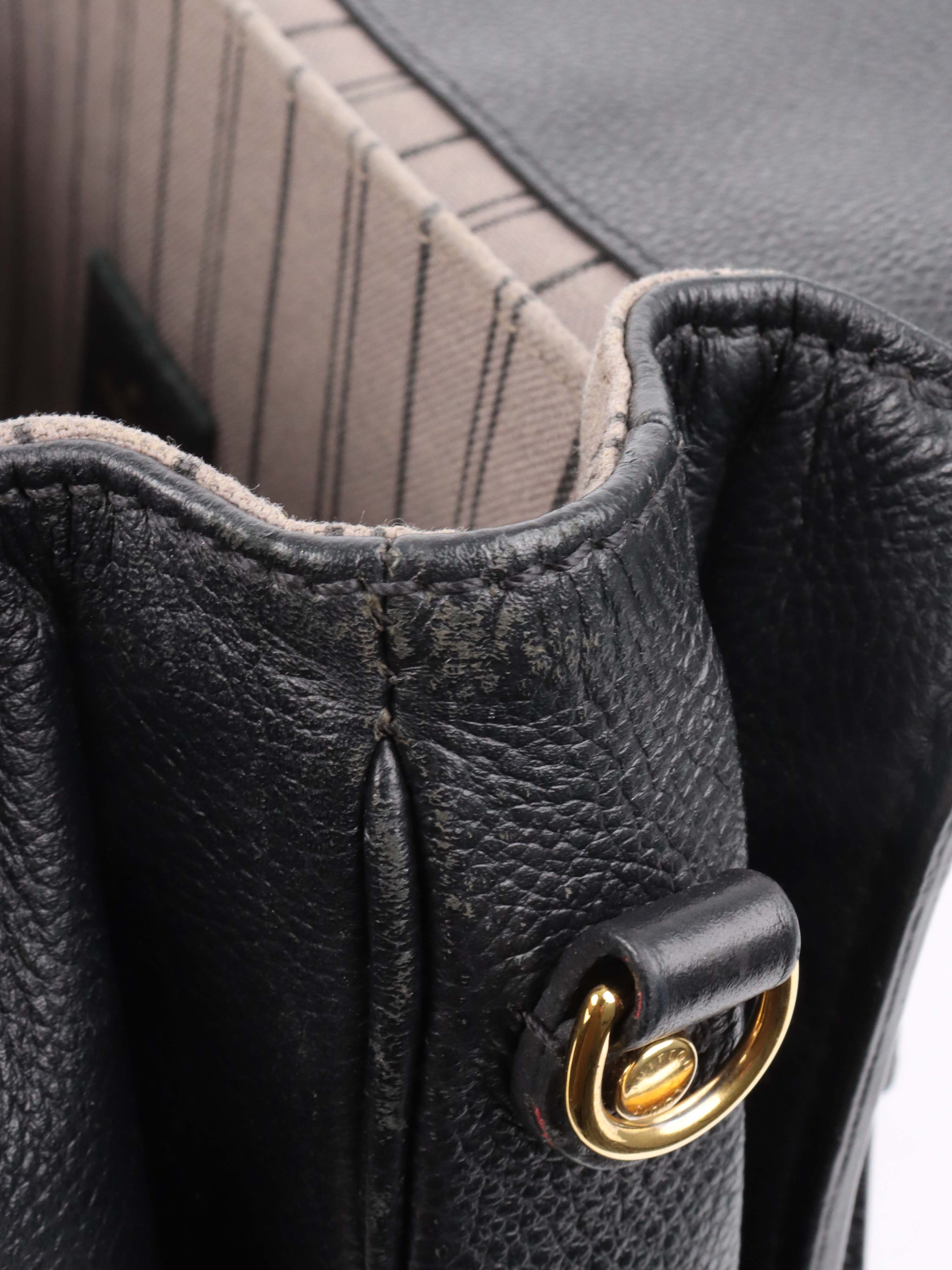 Louis Vuitton Black Pochette Métis Bag.