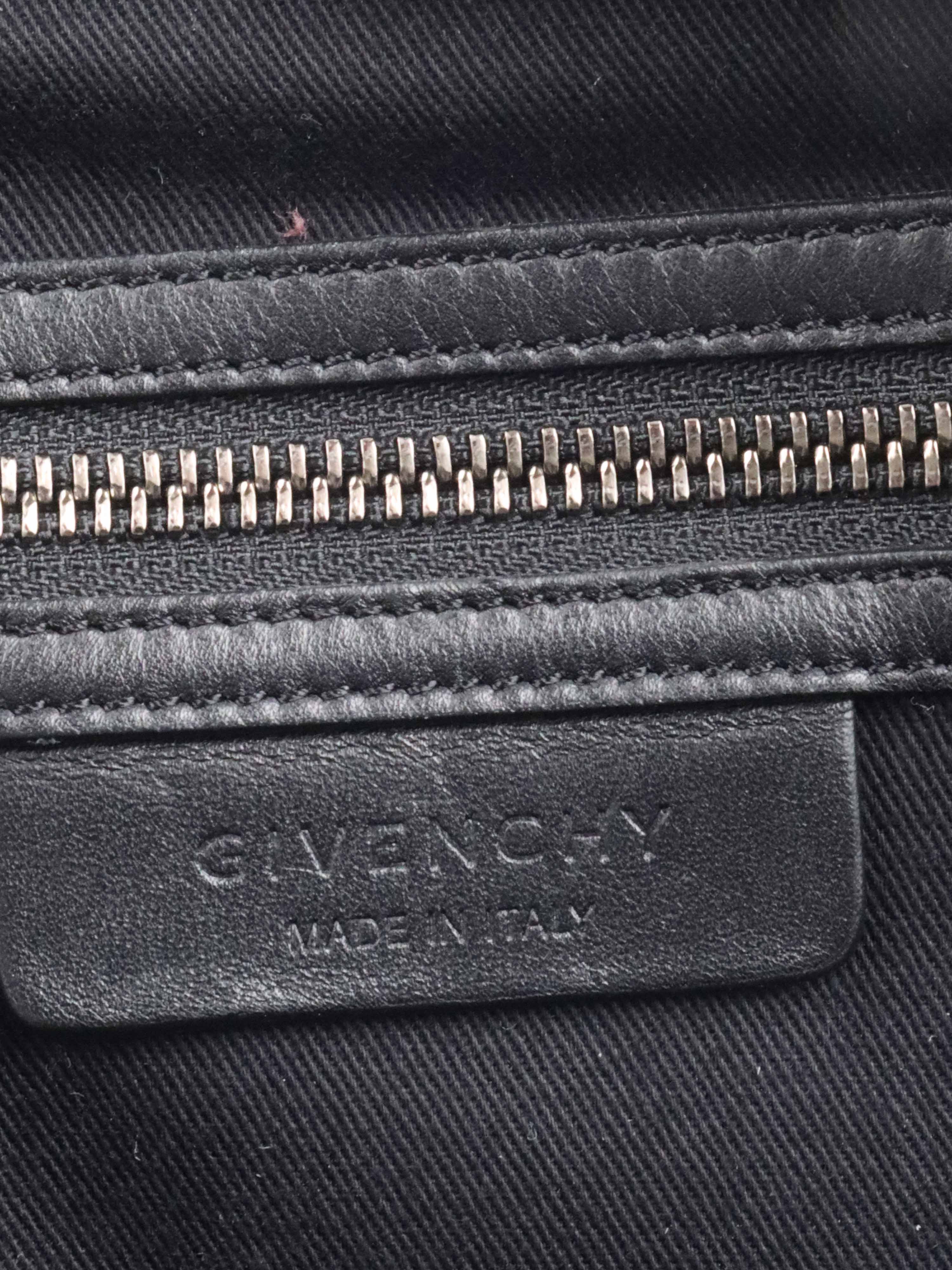 Givenchy tag outlet bag