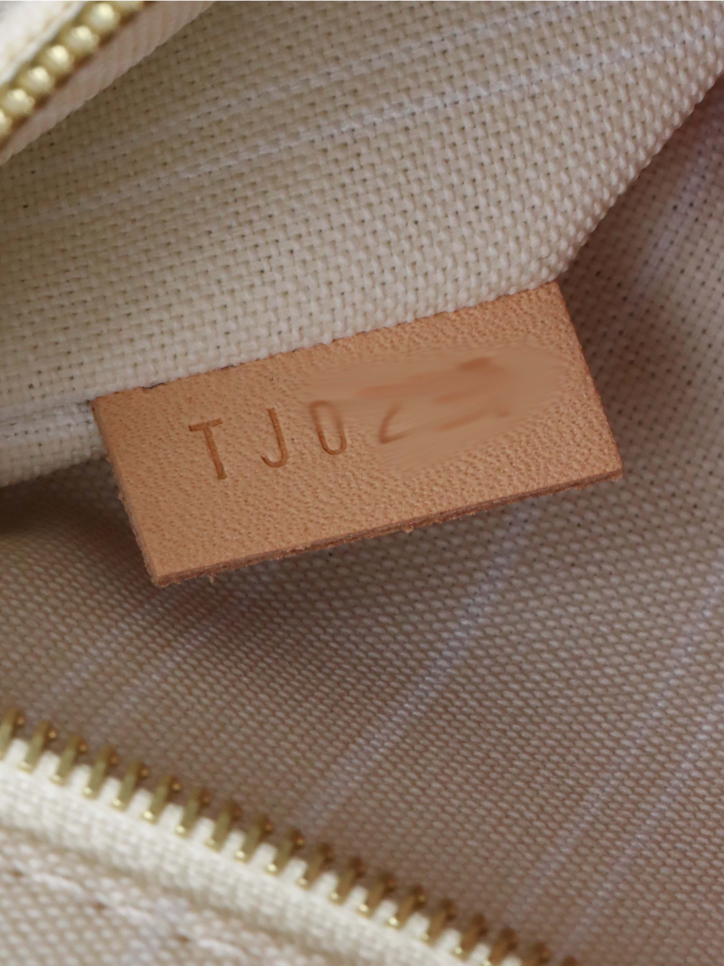 Louis Vuitton Beige/Blue Ombre OnTheGo GM Pool